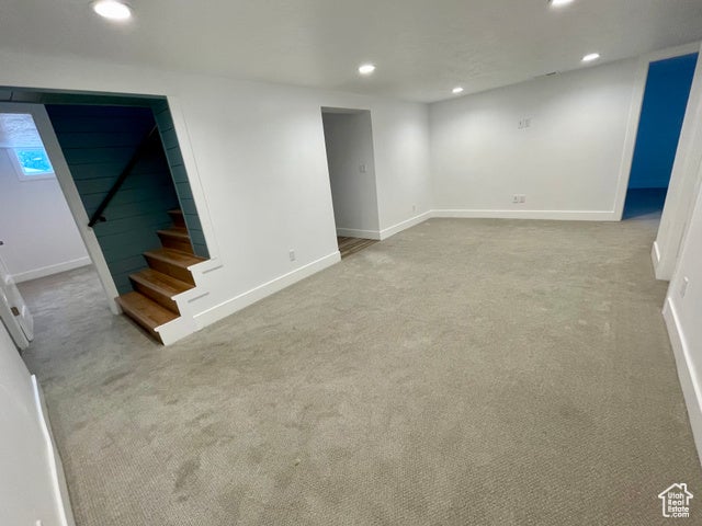 Holladay, Utah, 84121, United States, 4 Bedrooms Bedrooms, ,3 BathroomsBathrooms,Residential,For Sale,1984461