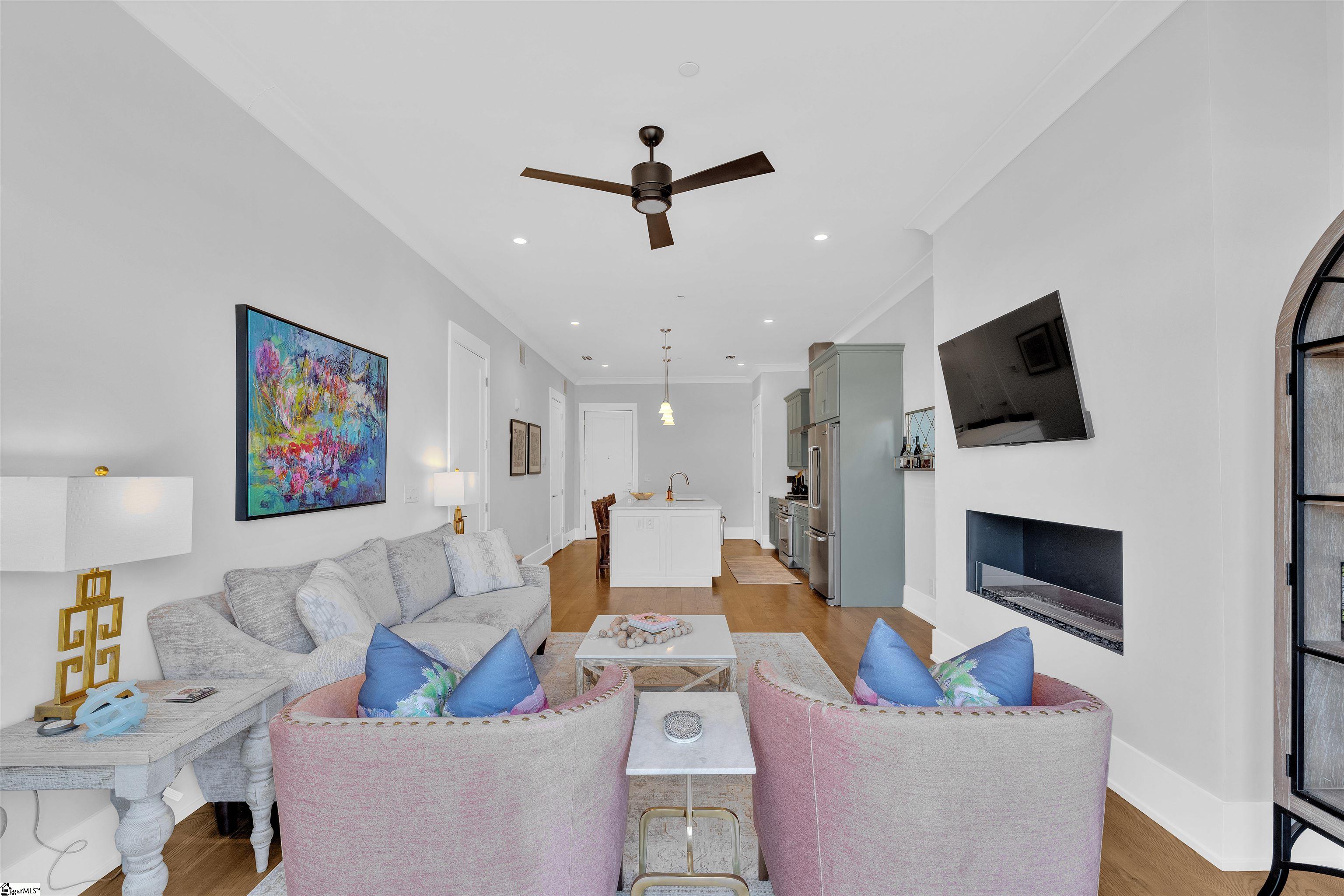 Greenville, South Carolina, 29601, United States, 1 Bedroom Bedrooms, ,2 BathroomsBathrooms,Residential,For Sale,1752765