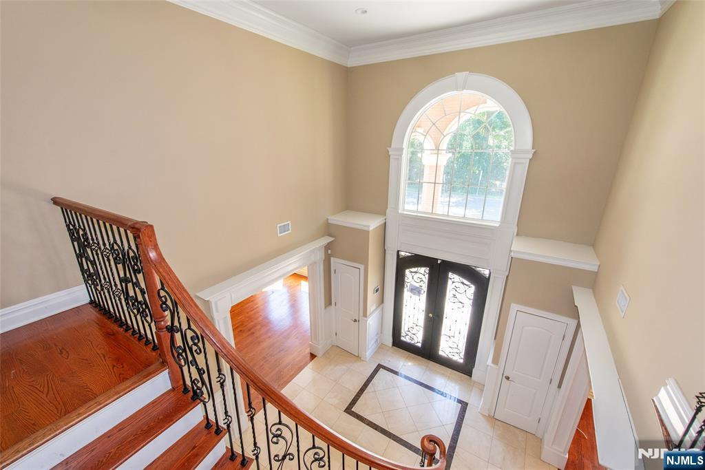 Paramus, New Jersey, 07652, United States, 6 Bedrooms Bedrooms, ,6 BathroomsBathrooms,Residential,For Sale,1947985