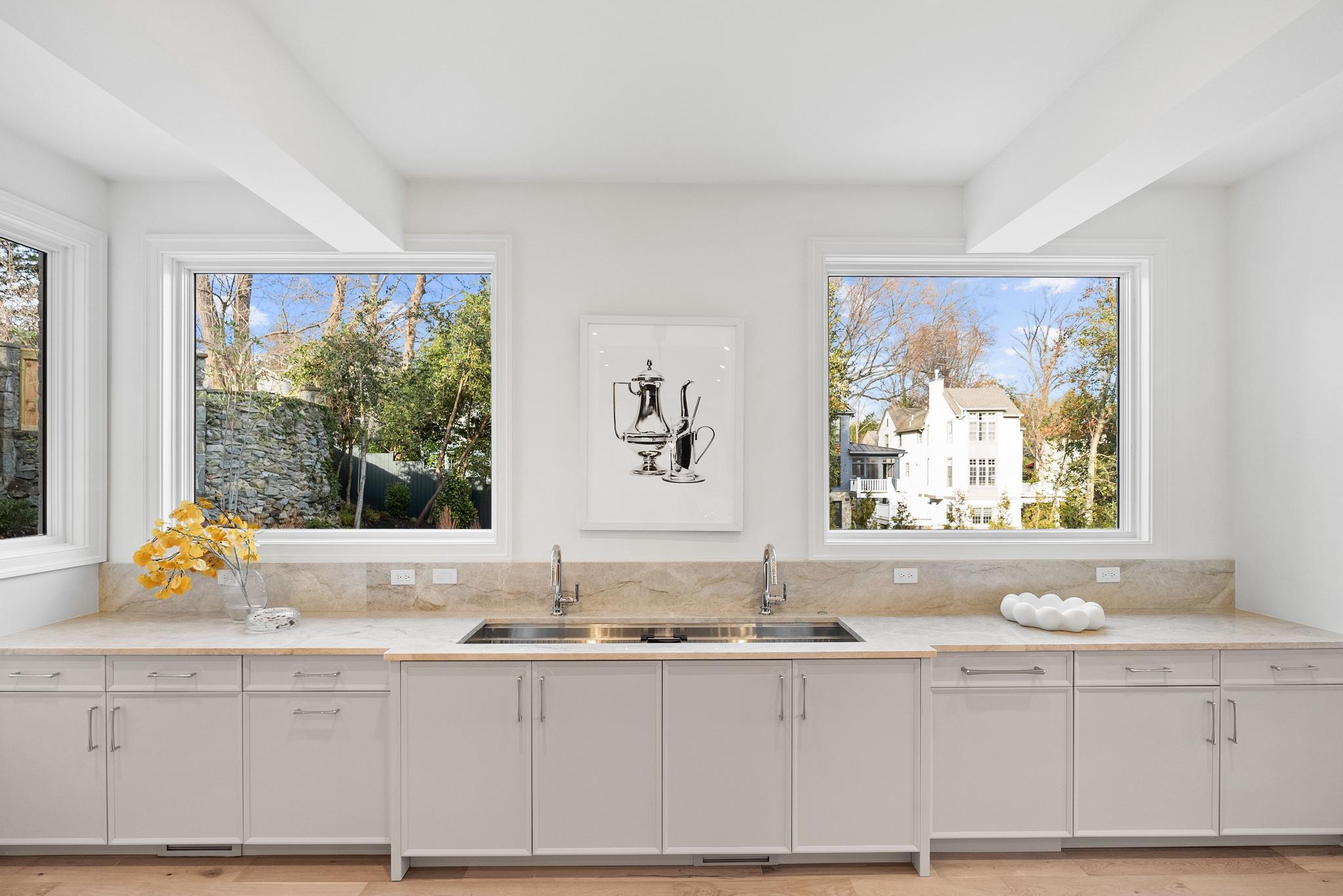 4433 Cathedral Avenue NW, Washington, DC, 20016 - 物件實景