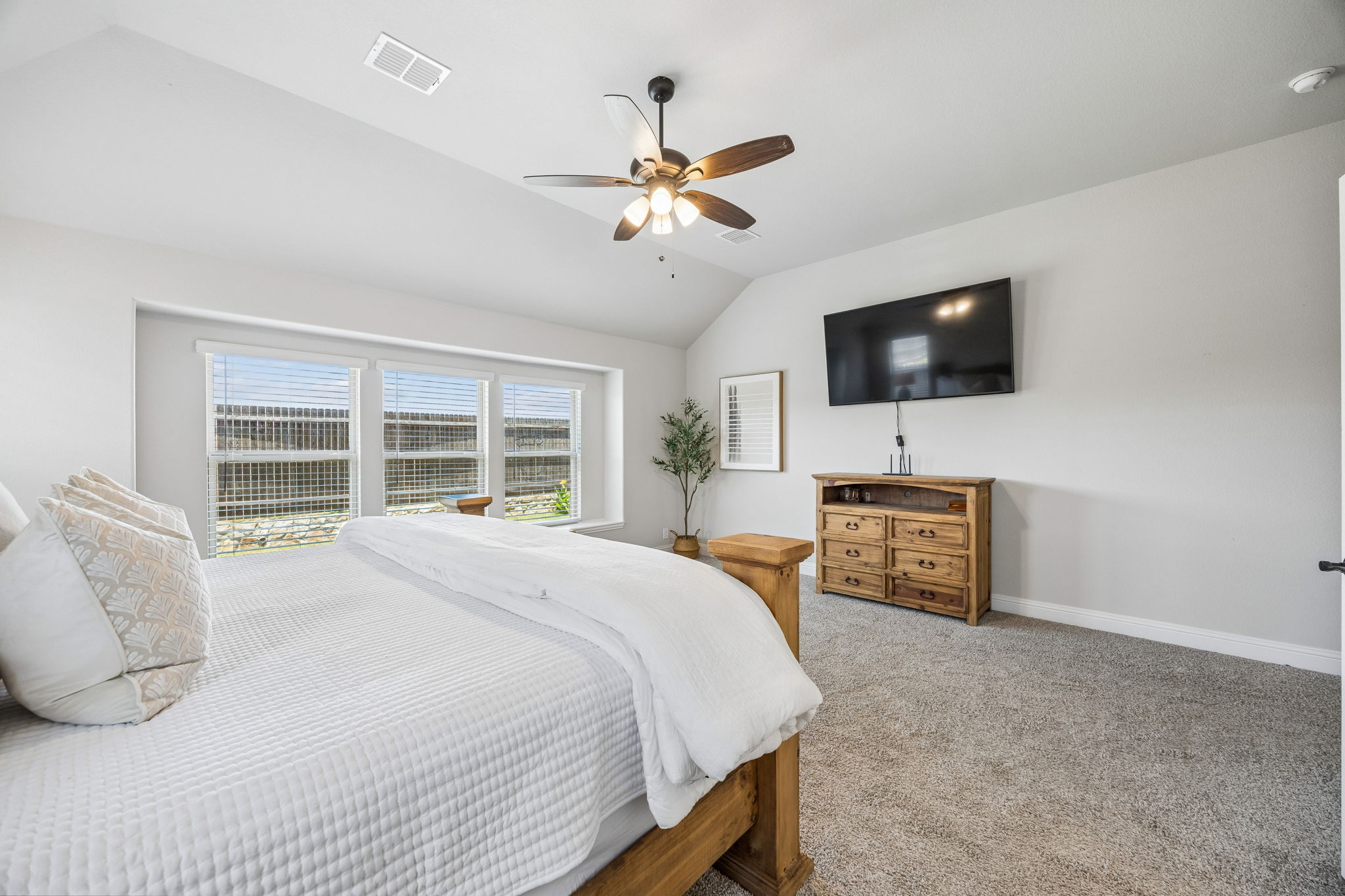  1005 Longbow Lane, Crowley, TX, 76036 - 物件實景