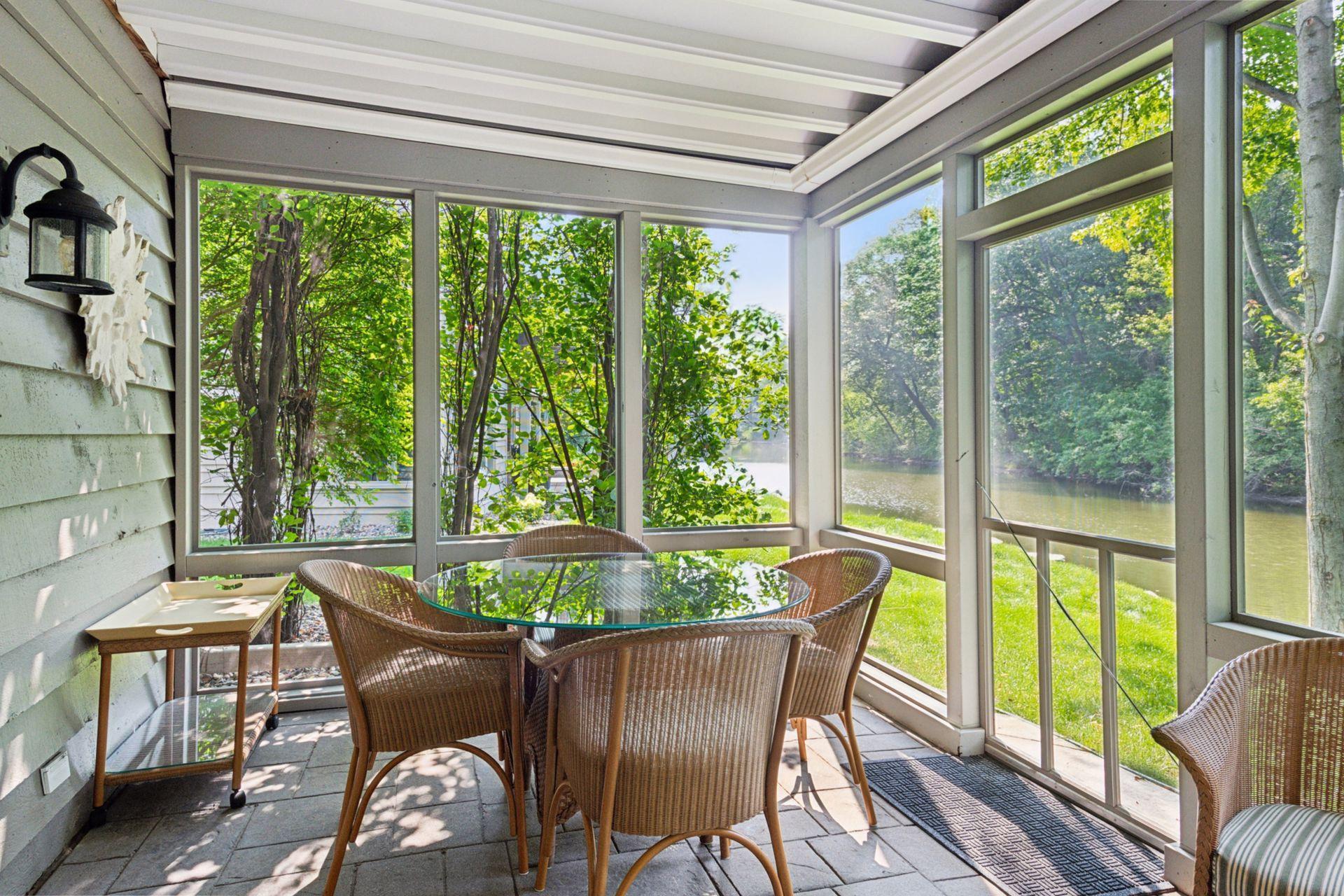 Edina, Minnesota, 55439, United States, 3 Bedrooms Bedrooms, ,2 BathroomsBathrooms,Residential,For Sale,1941919