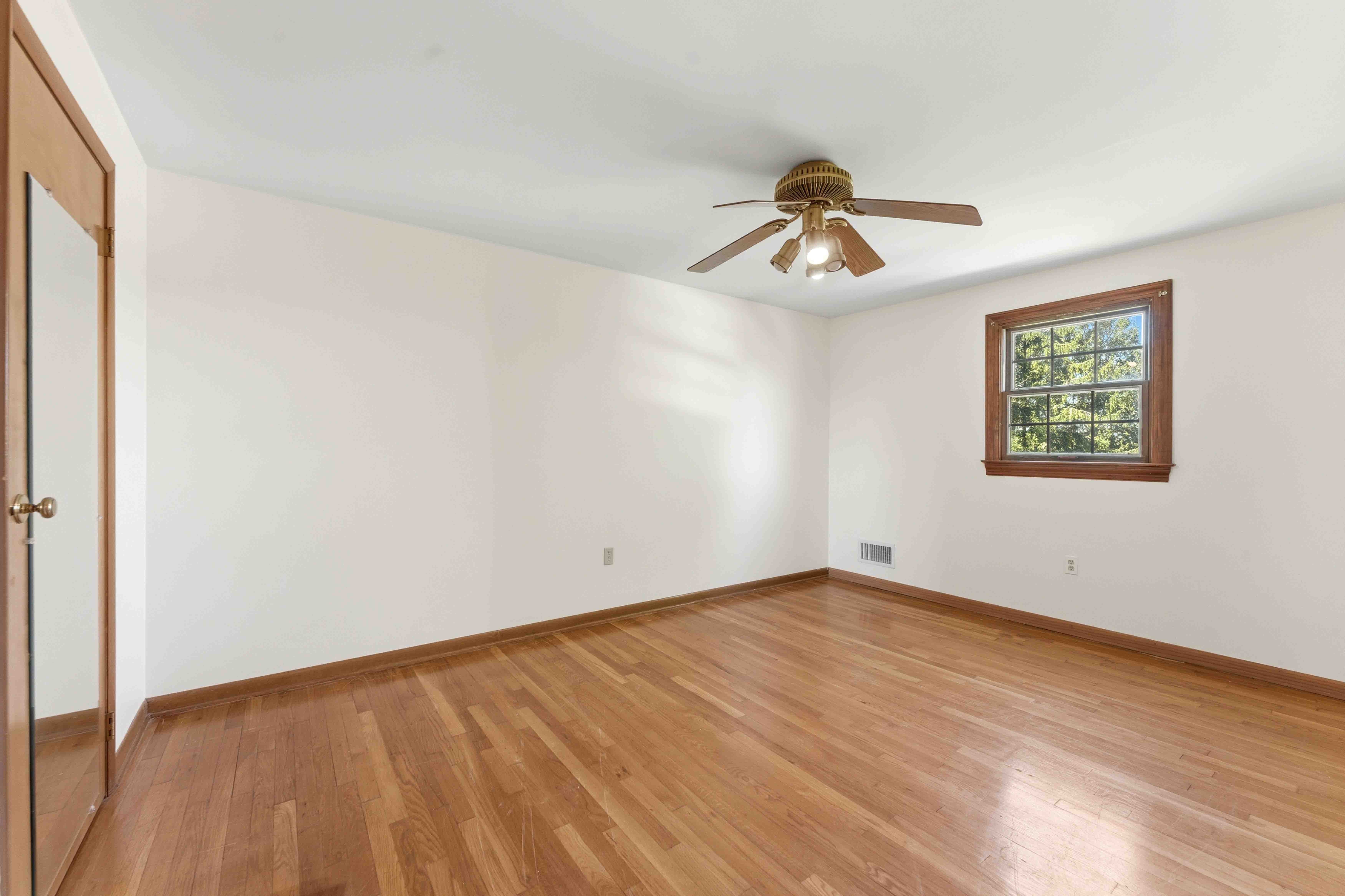 122 Tynewood Drive, Turtle Creek, PA 15145 - 物件實景