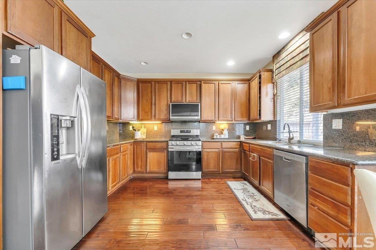 Reno, Nevada, 89523, United States, 5 Bedrooms Bedrooms, ,3 BathroomsBathrooms,Residential,For Sale,1982718