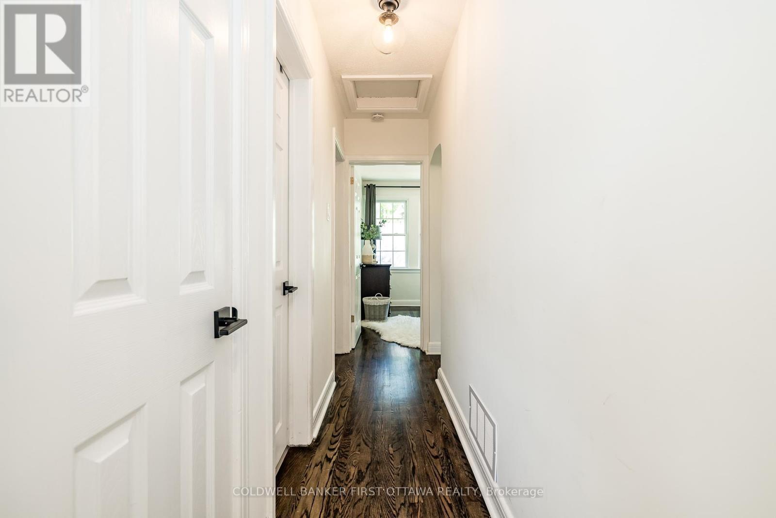 STITTSVILLE, Ontario, K2S 1P8, CA, 2 Bedrooms Bedrooms, ,1 BathroomBathrooms,Residential,For Sale,1907664