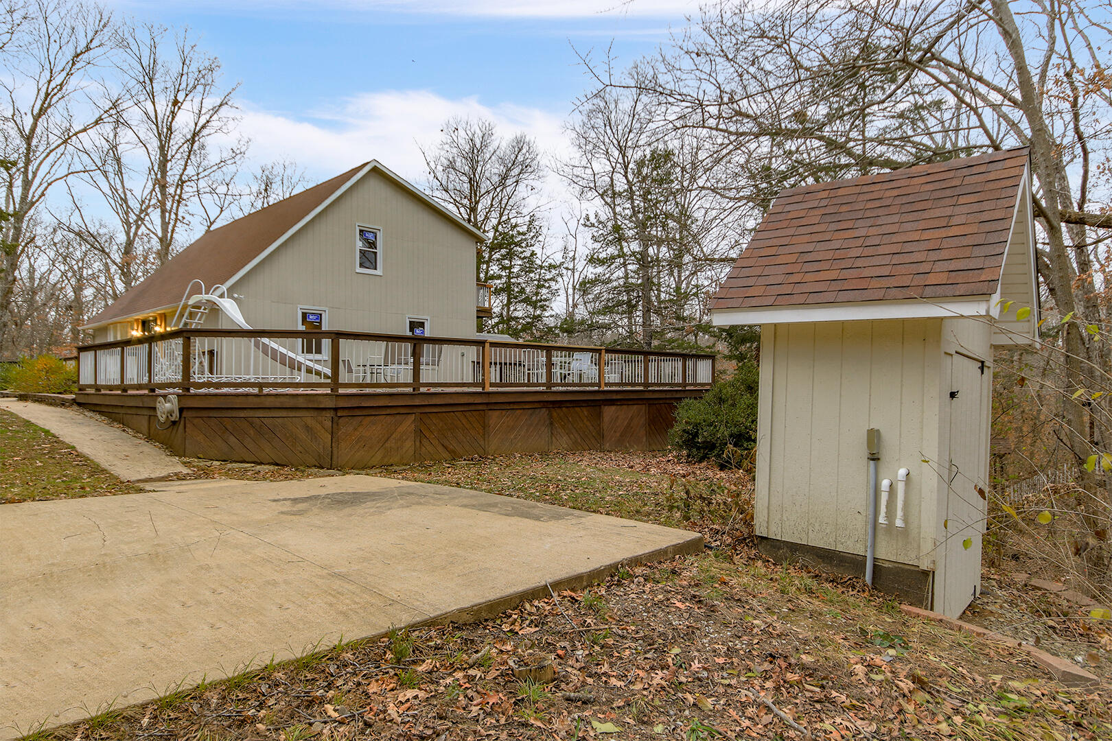 HARTSBURG, Missouri, 65039, United States, 5 Bedrooms Bedrooms, ,3 BathroomsBathrooms,Residential,For Sale,2049176