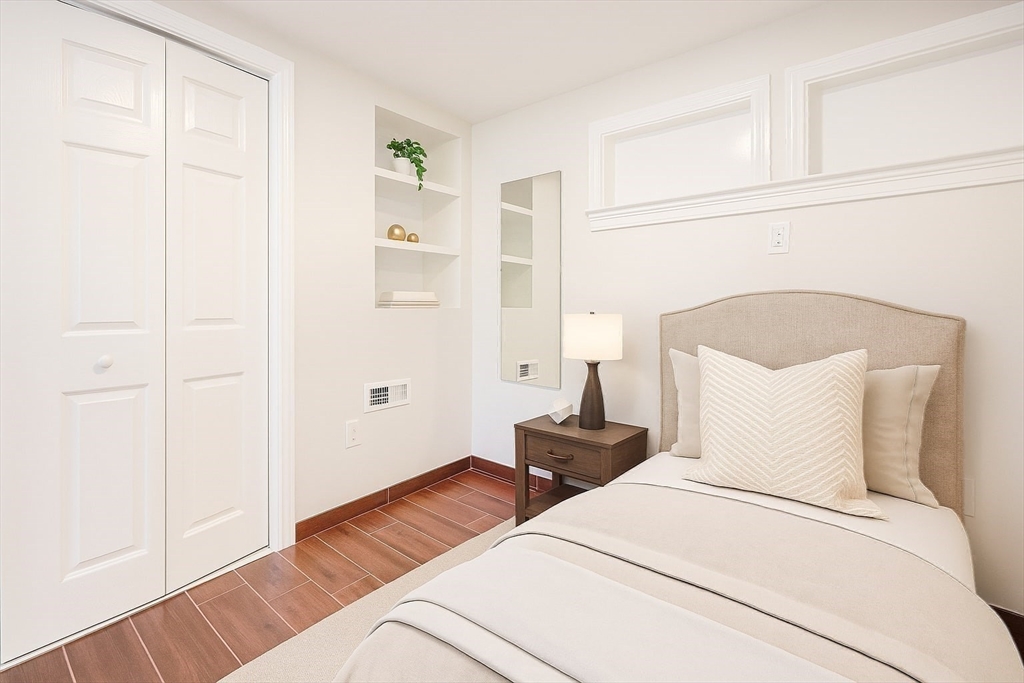 Ashland, Massachusetts, 01721, United States, 3 Bedrooms Bedrooms, ,3 BathroomsBathrooms,Residential,For Sale,1978848