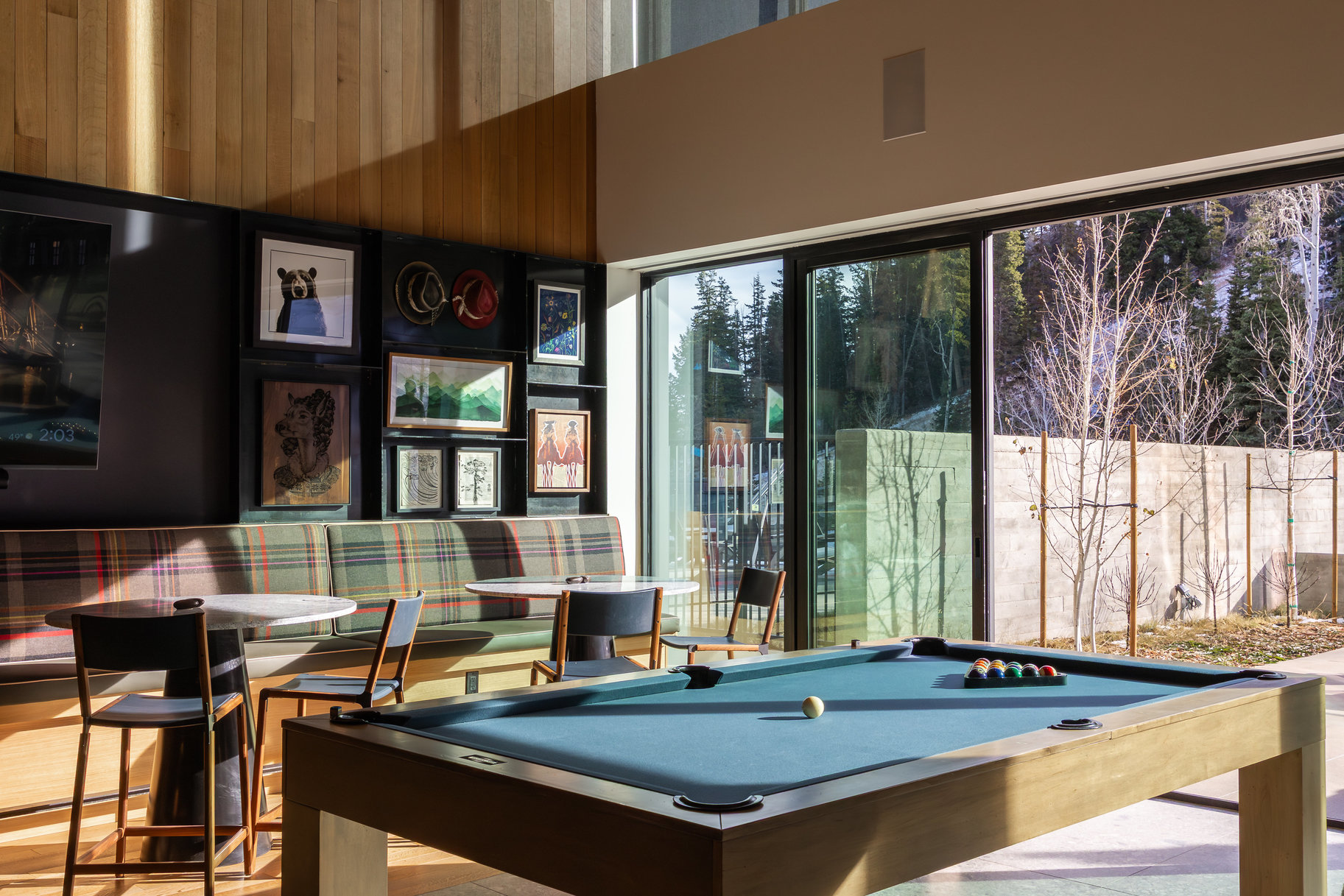  Furnished 5-bedroom Penthouse at Founder
