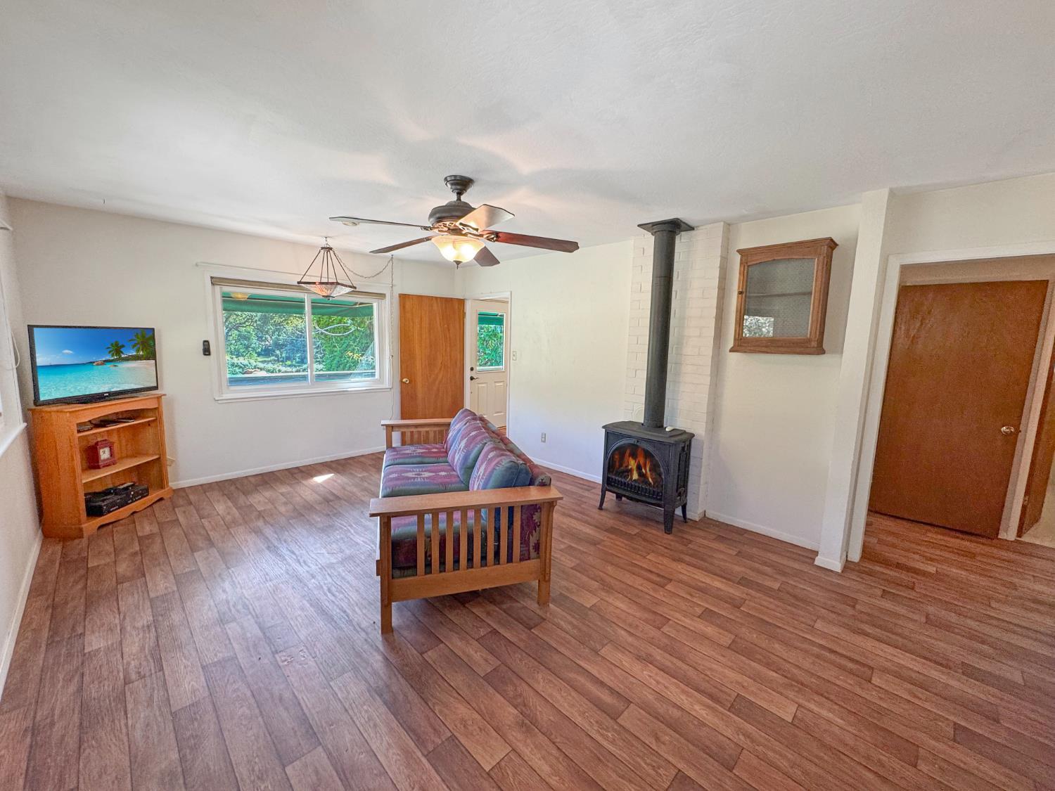 Rough And Ready, California, 95975, United States, 4 Bedrooms Bedrooms, ,3 BathroomsBathrooms,Residential,For Sale,1982646