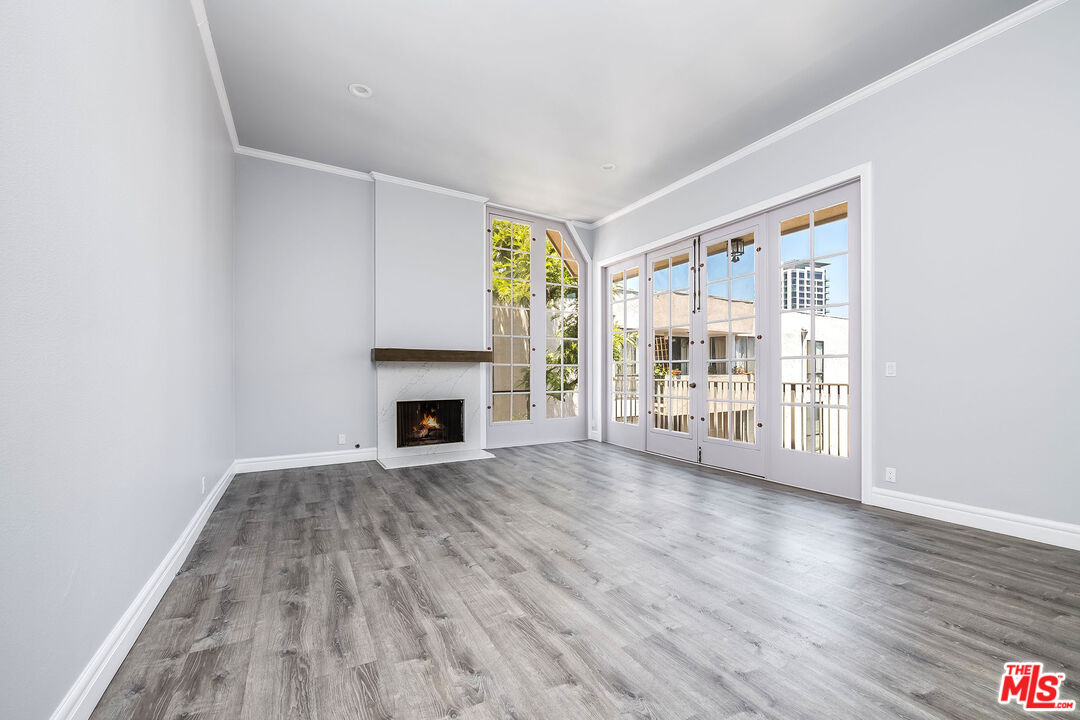 Los Angeles, California, 90024, United States, 2 Bedrooms Bedrooms, ,2 BathroomsBathrooms,Residential,For Sale,1908250