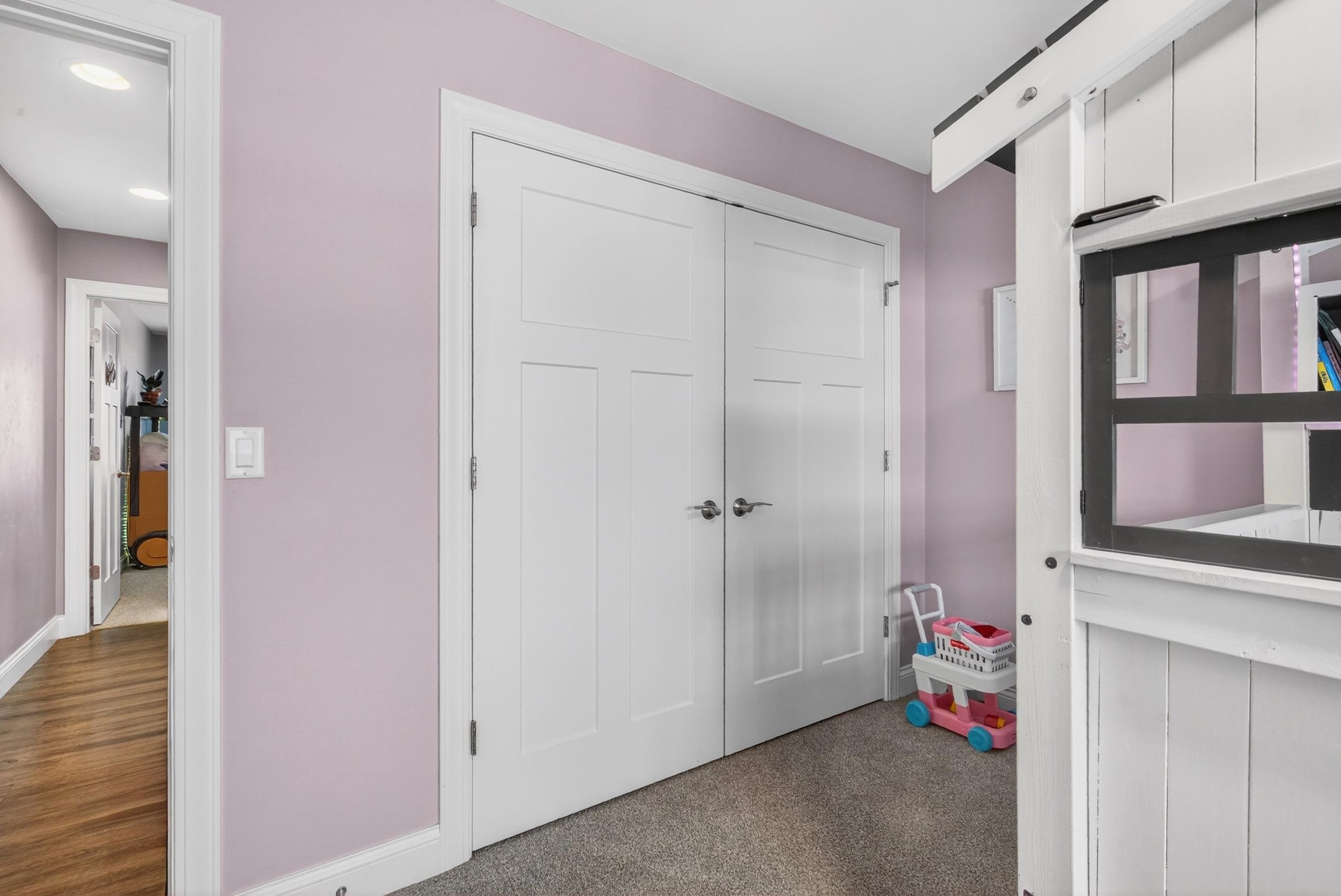 De Pere, Wisconsin, 54115-8472, United States, 4 Bedrooms Bedrooms, ,4 BathroomsBathrooms,Residential,For Sale,2005703