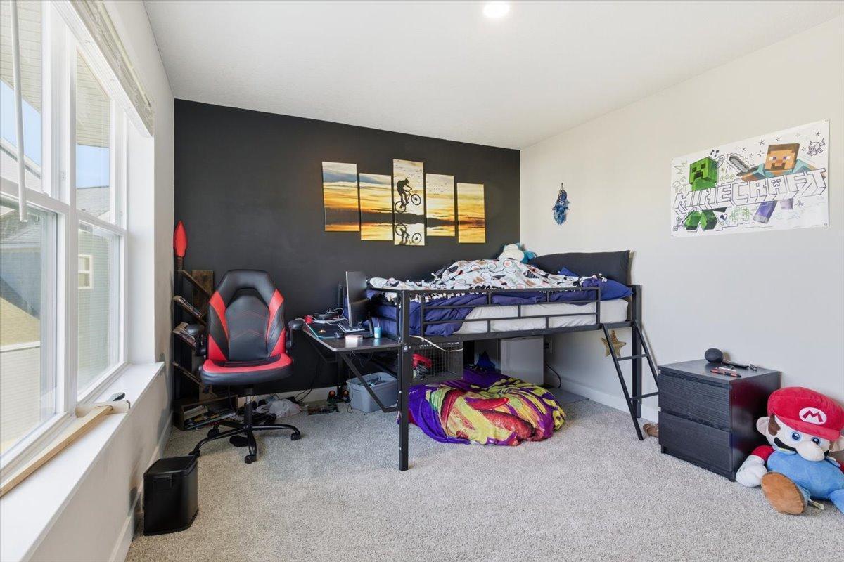 Prior Lake, Minnesota, 55352, United States, 5 Bedrooms Bedrooms, ,2 BathroomsBathrooms,Residential,For Sale,2000604