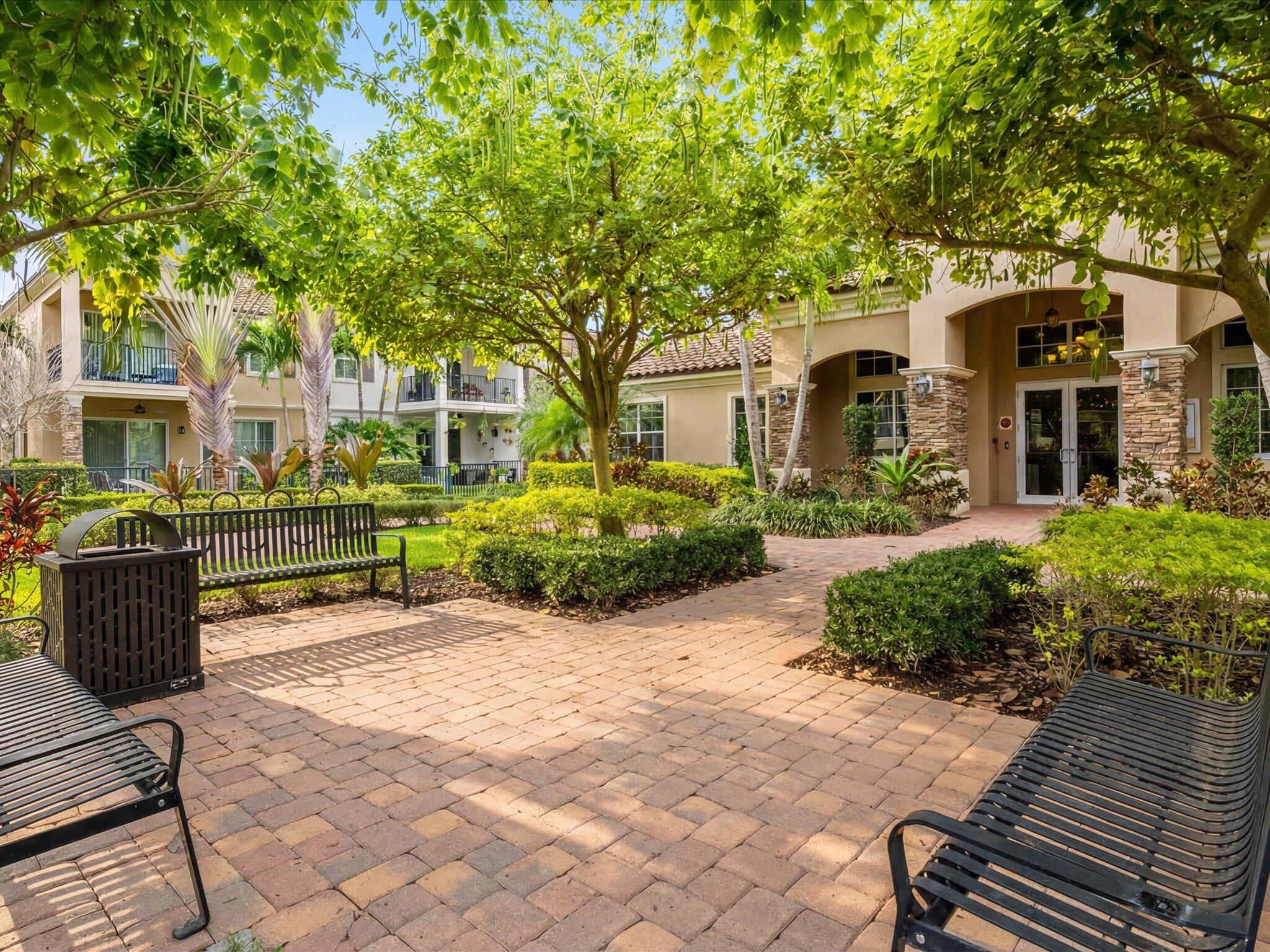  15826 Binks Pointe Terrace - 物件實景
