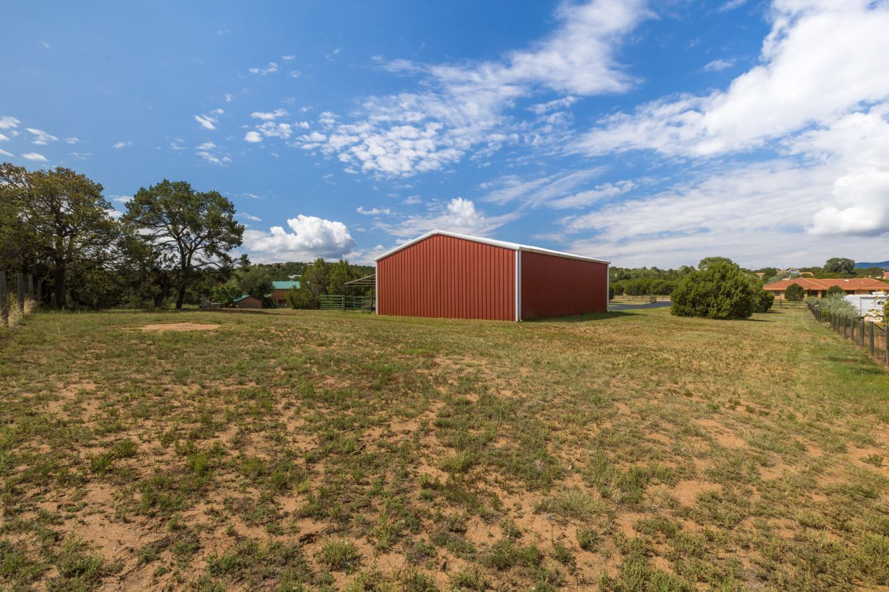 Tijeras, New Mexico, 87059, United States, 3 Bedrooms Bedrooms, ,2 BathroomsBathrooms,Residential,For Sale,1942288