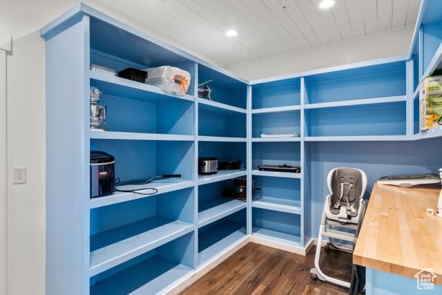 Garden City, Utah, 84028, United States, 10 Bedrooms Bedrooms, ,9 BathroomsBathrooms,Residential,For Sale,1978016