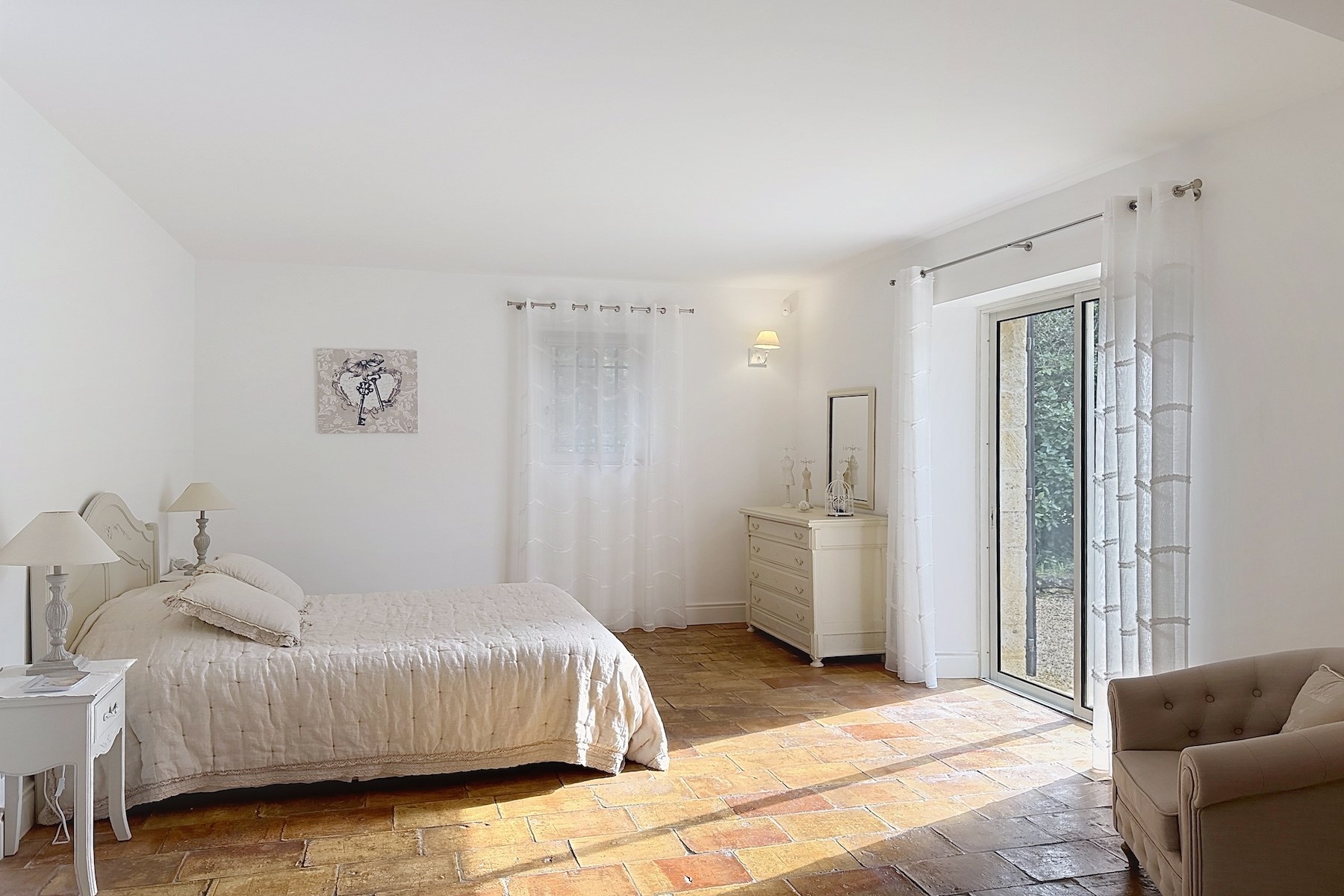 Elegant property with swimming pool and landscaped garden near Uzès - 物件實景