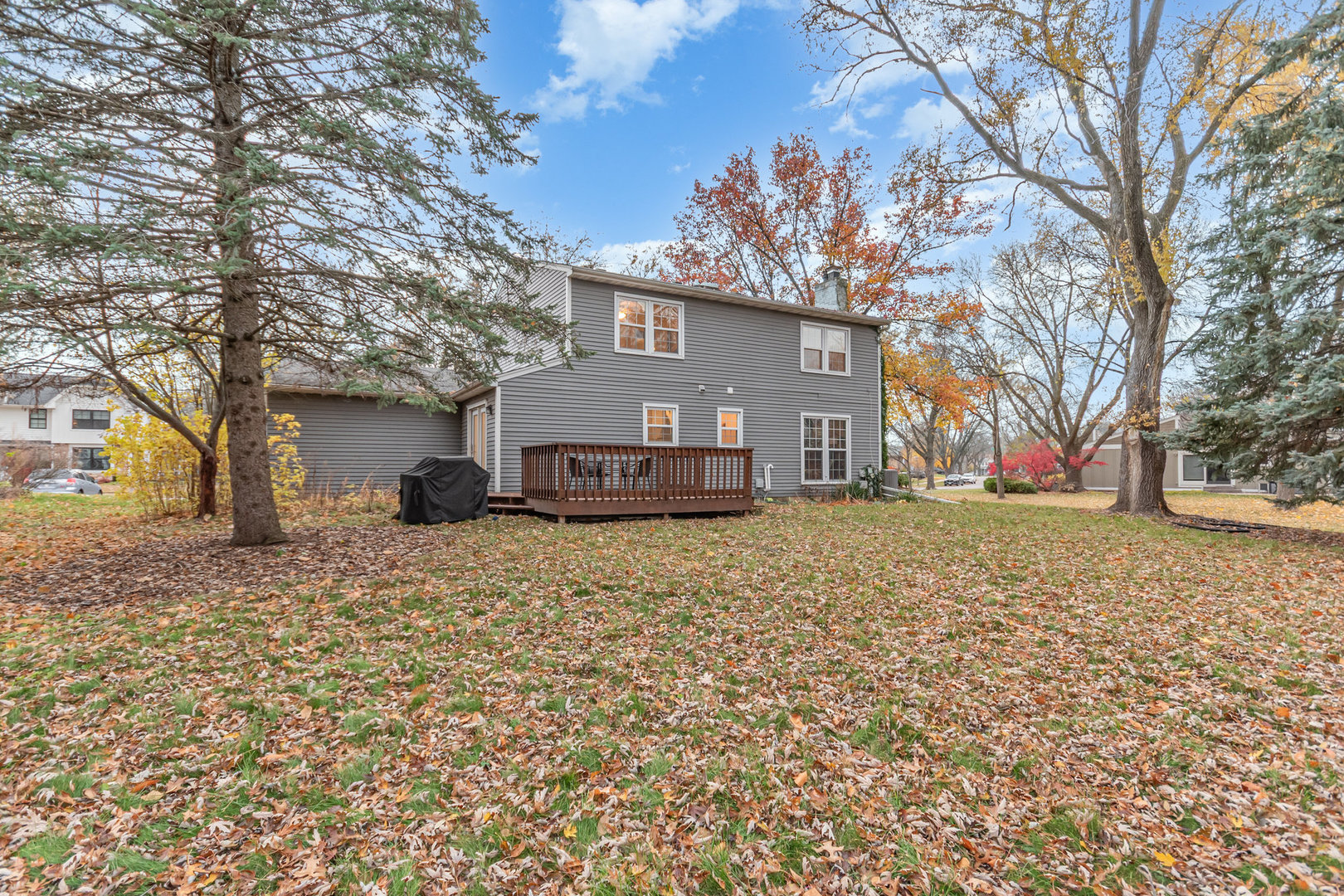 Naperville, Illinois, 60563, United States, 4 Bedrooms Bedrooms, ,3 BathroomsBathrooms,Residential,For Sale,1996780