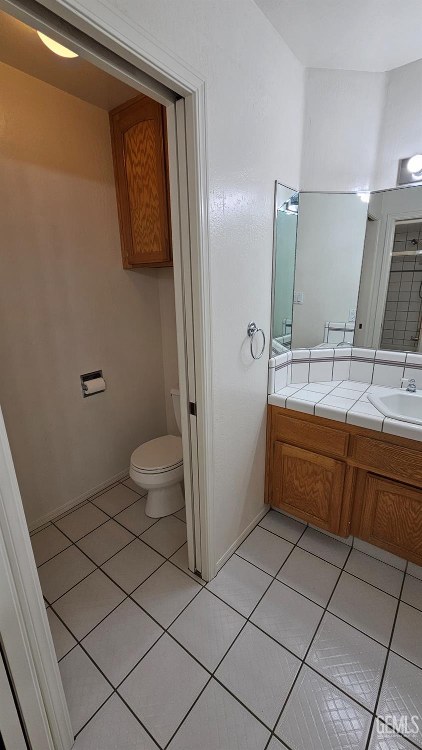 Bakersfield, California, 93312, United States, 4 Bedrooms Bedrooms, ,3 BathroomsBathrooms,Residential,For Sale,1940074