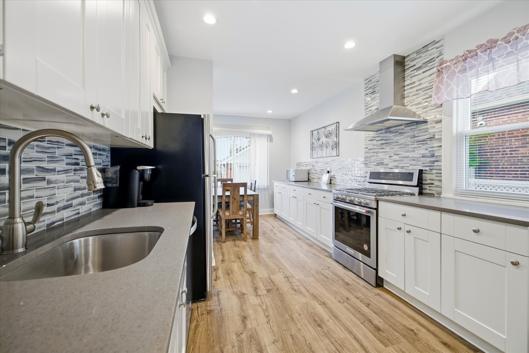 82-46 256th Street, Floral Park, NY, 11004 - 物件實景