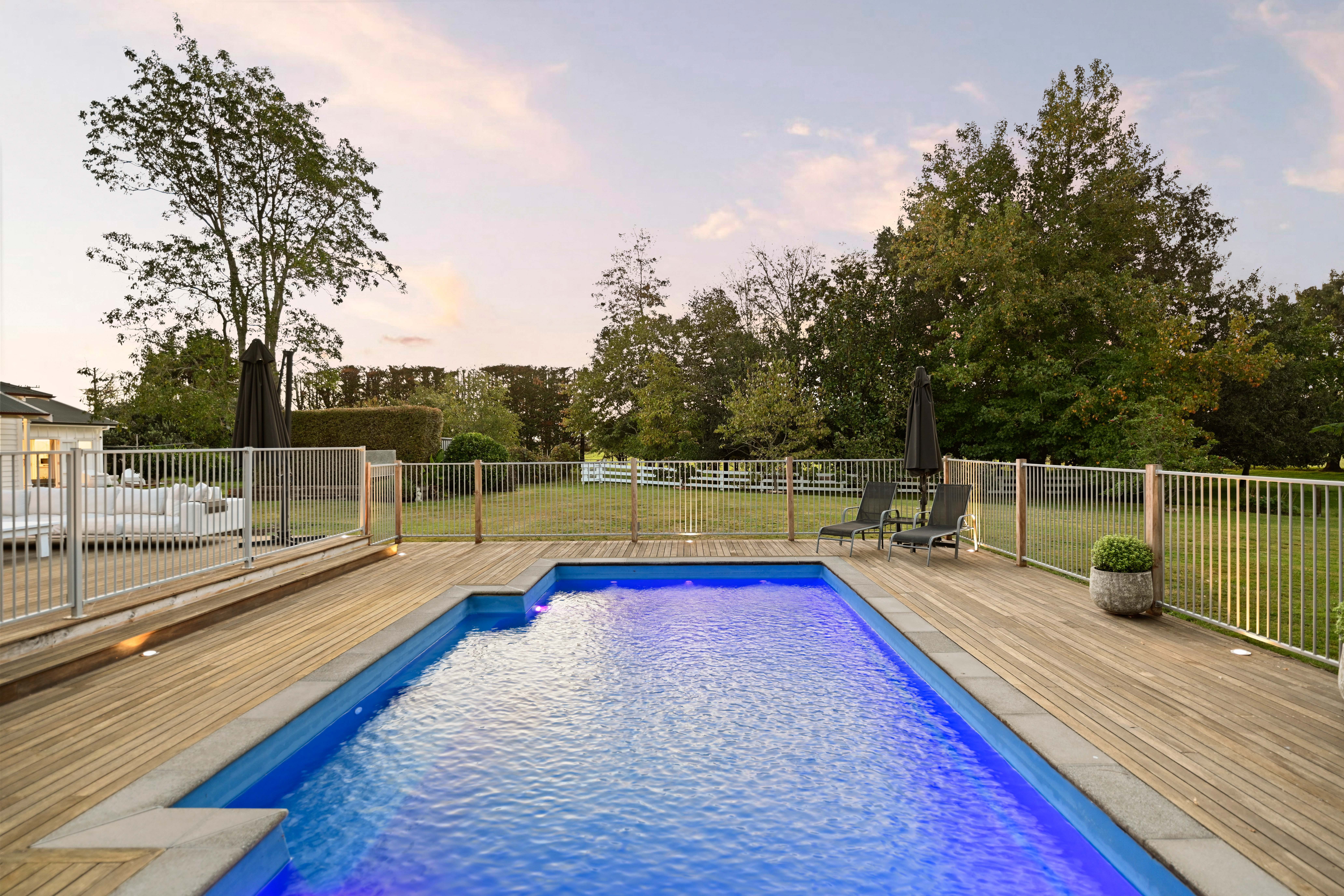  Chic Character with Acreage - 物件實景