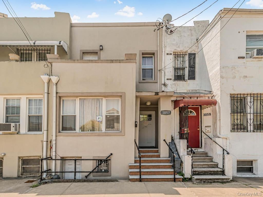 Williamsbridge Rd, Bronx, NY 10467