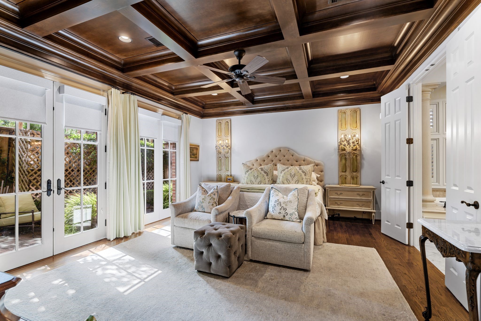  1010 Nantucket Drive F - 物件實景