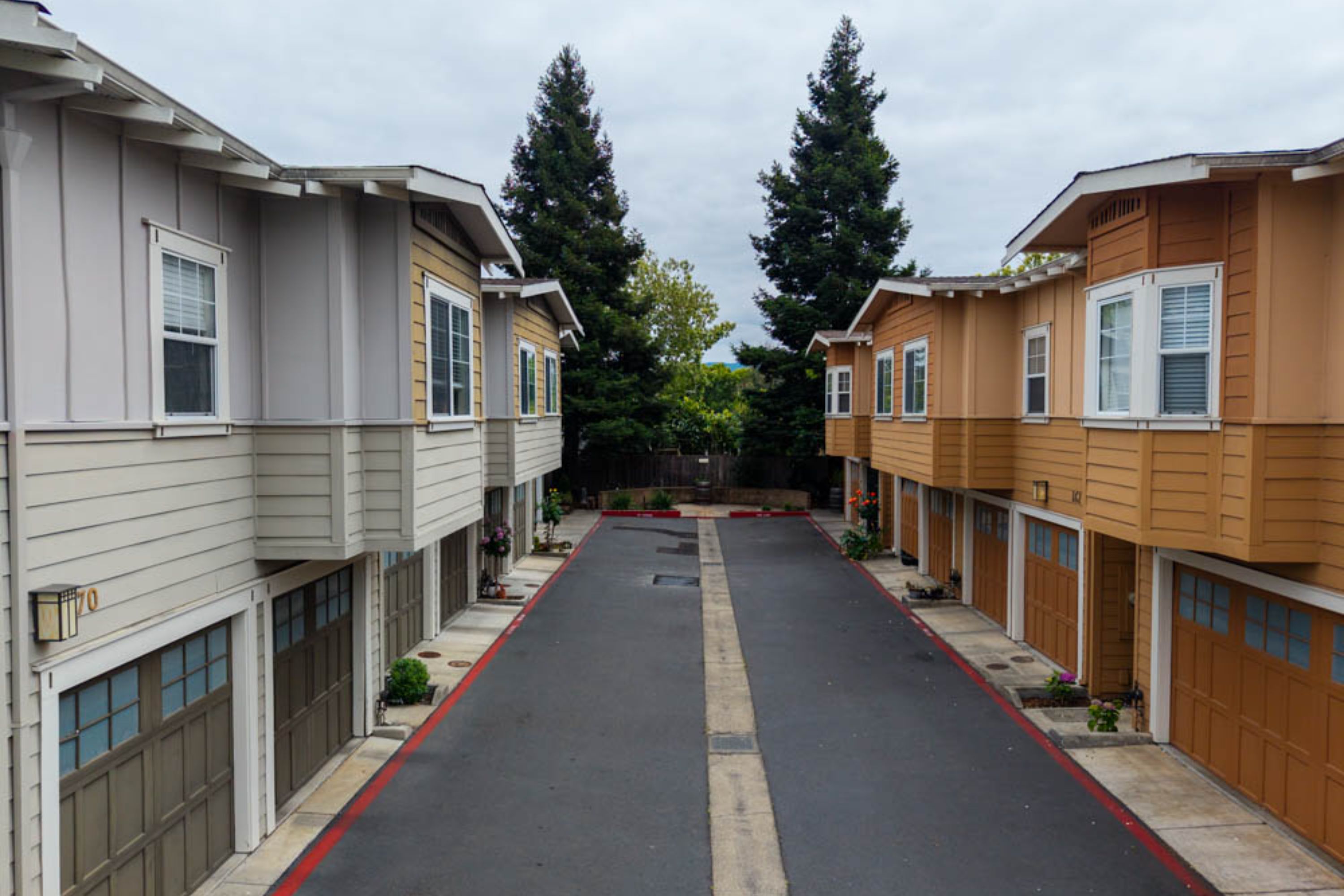  Rare Opportunity in Valley Oak Villas - 物件實景