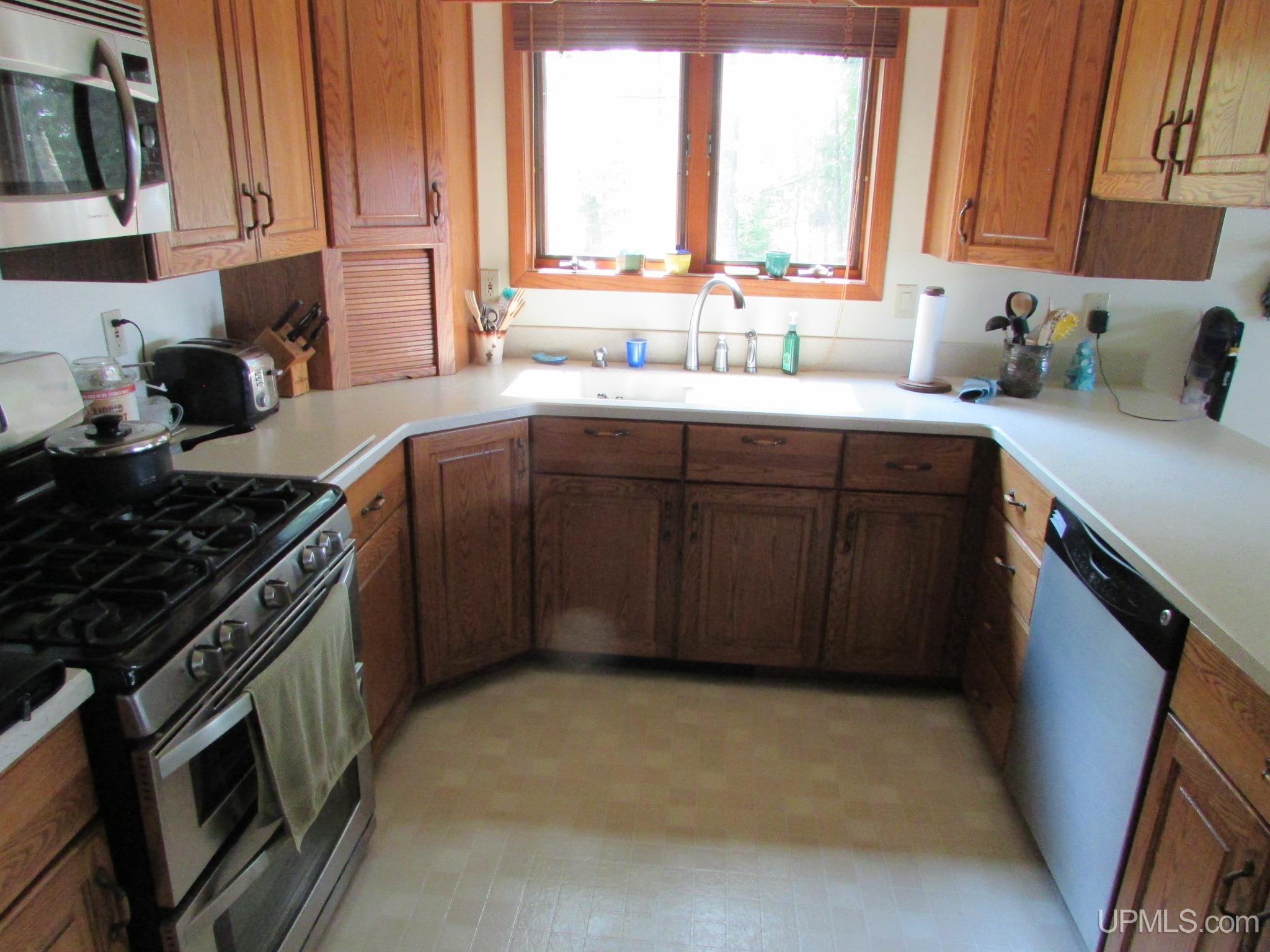 Skanee, Michigan, 49962, United States, 3 Bedrooms Bedrooms, ,2 BathroomsBathrooms,Residential,For Sale,1975456