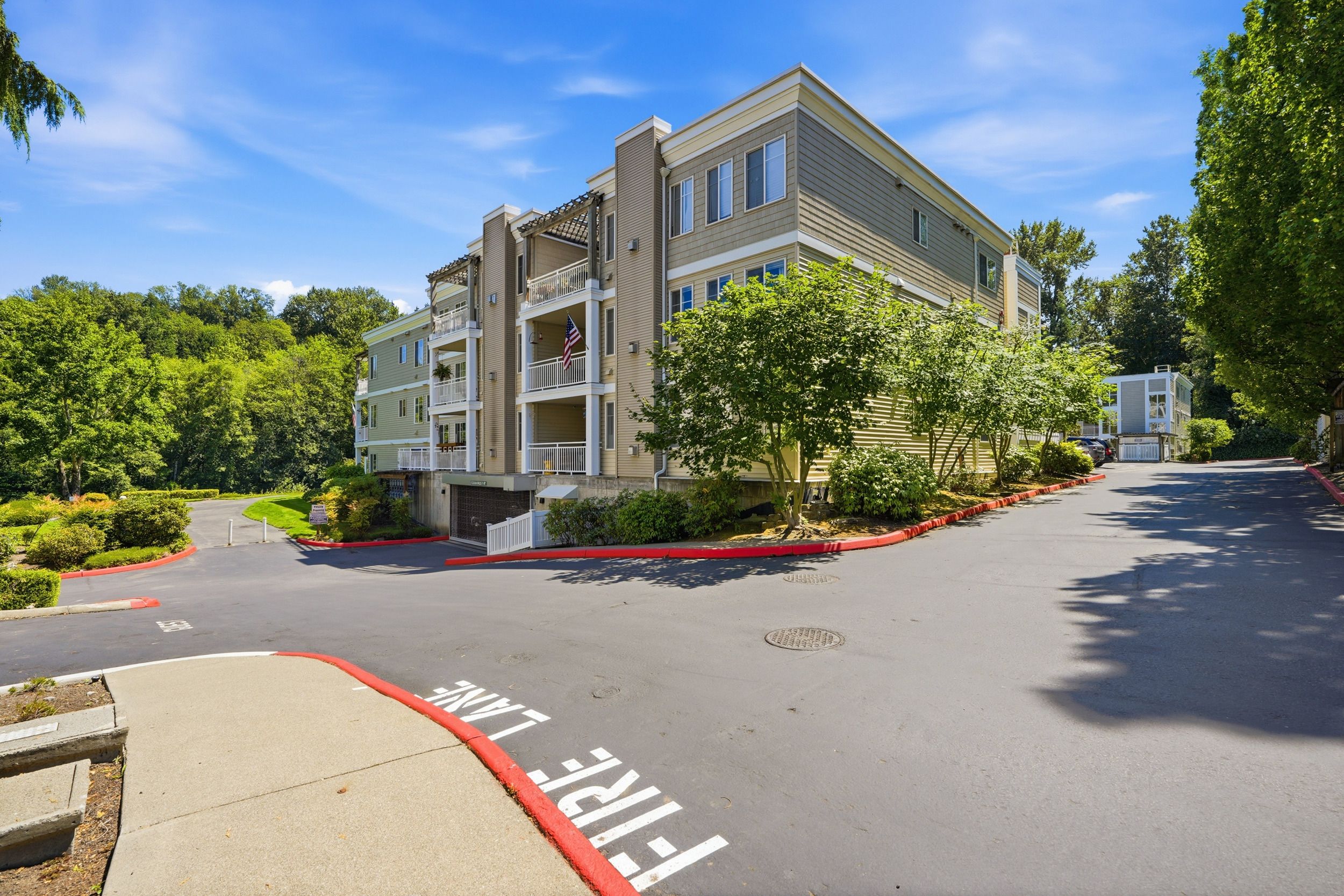  17432 Bothell Way Northeast B-307, Bothell, WA 98011 - 物件實景