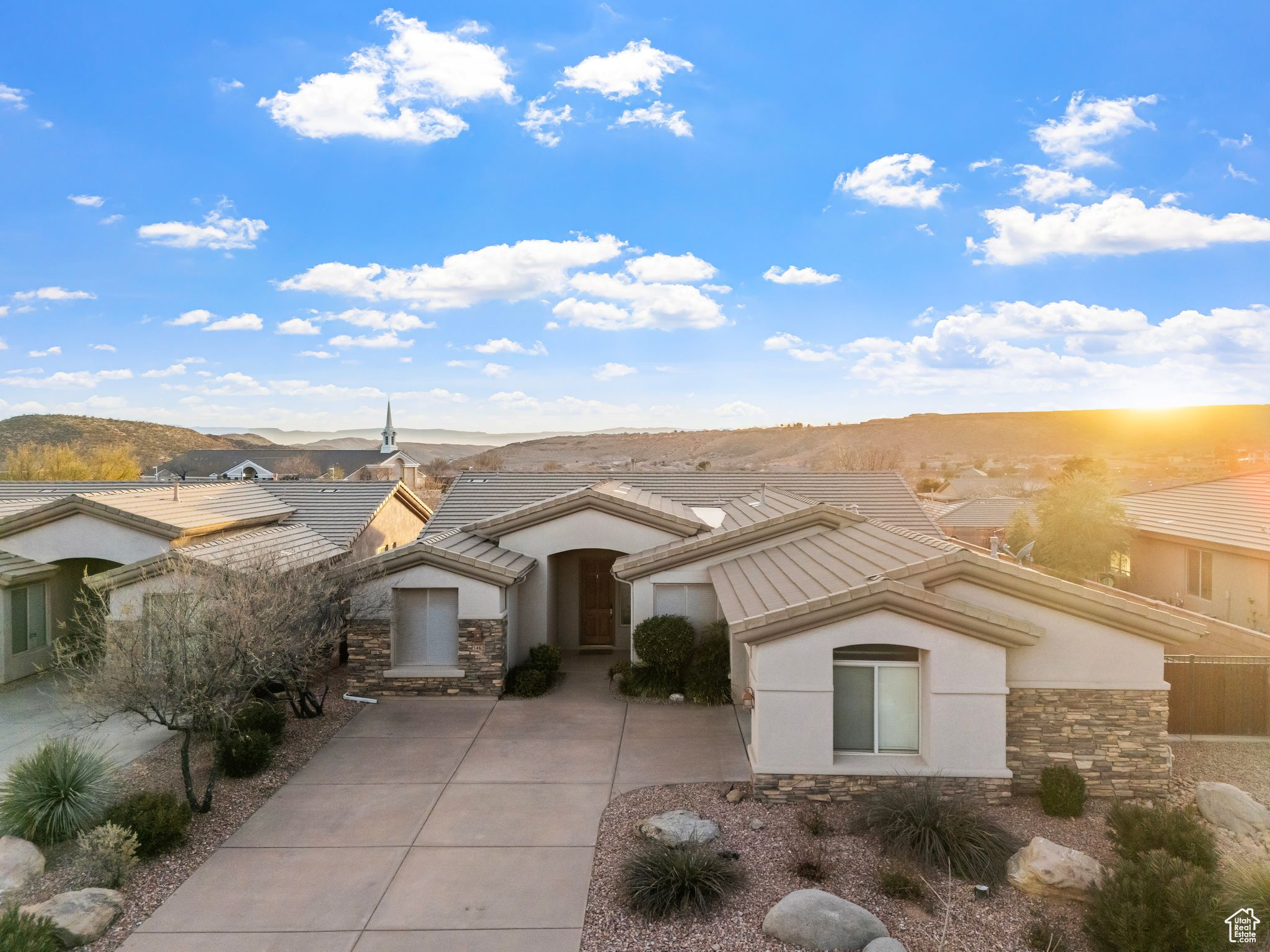 Washington, Utah, 84780, United States, 4 Bedrooms Bedrooms, ,3 BathroomsBathrooms,Residential,For Sale,1696576
