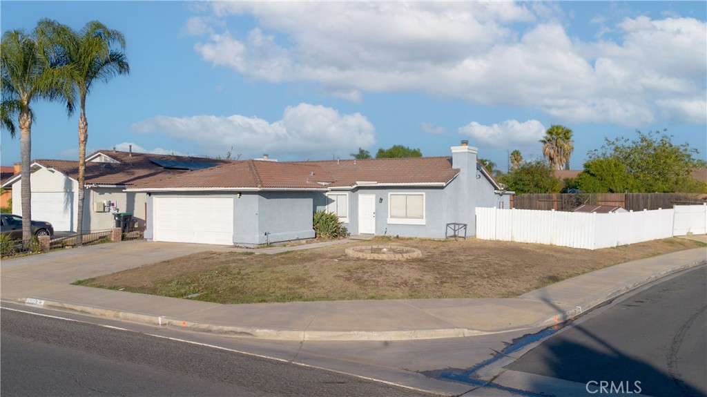 Moreno Valley, California, 92553, United States, 3 Bedrooms Bedrooms, ,2 BathroomsBathrooms,Residential,For Sale,2005656