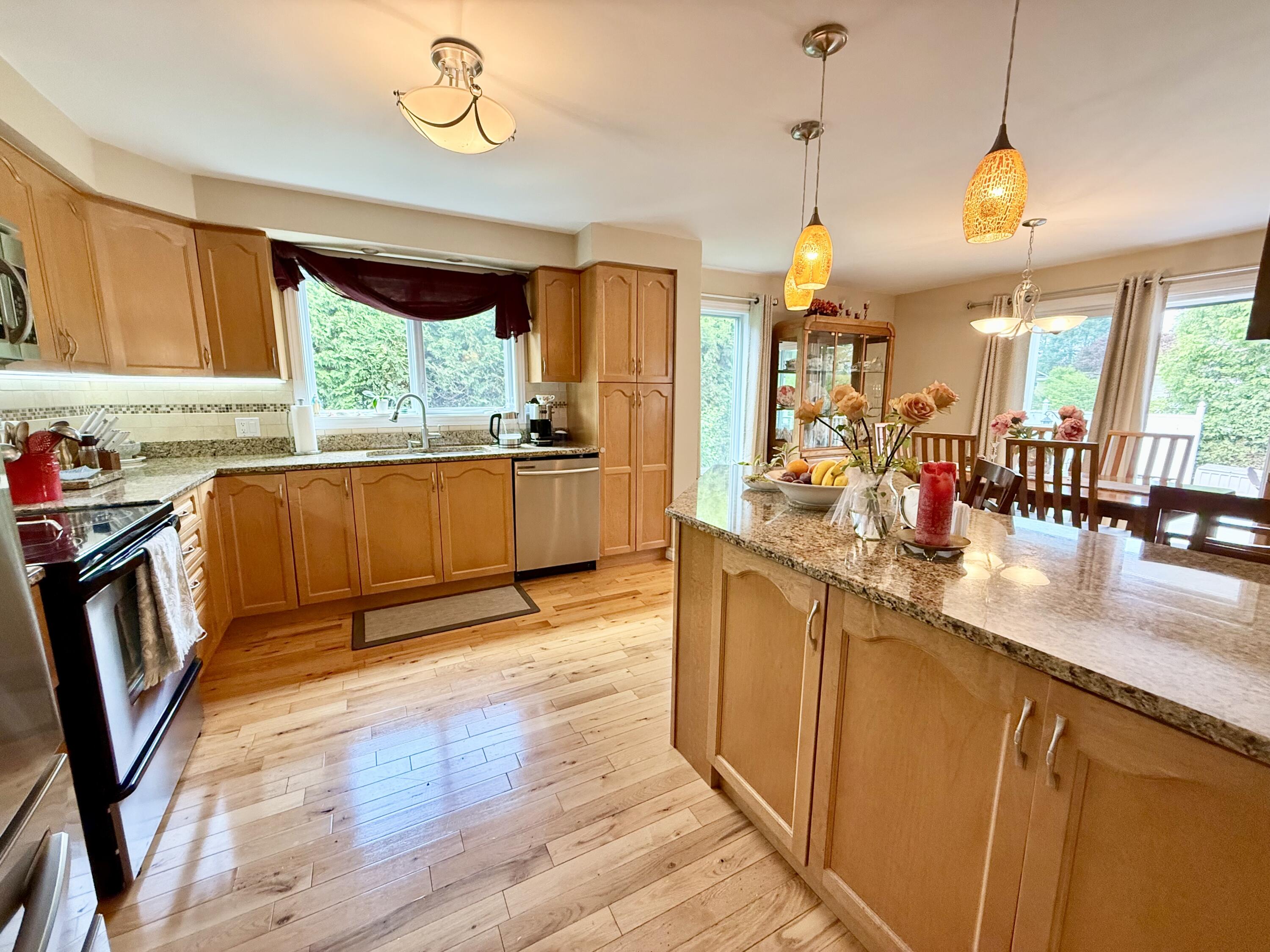 Plattsburgh, New York, 12901, United States, 3 Bedrooms Bedrooms, ,3 BathroomsBathrooms,Residential,For Sale,1944740