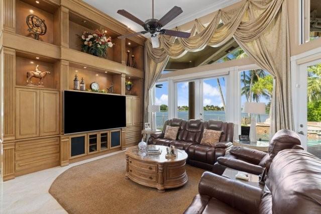 Coral Springs, Florida, 33071, United States, 4 Bedrooms Bedrooms, ,3 BathroomsBathrooms,Residential,For Sale,1841689