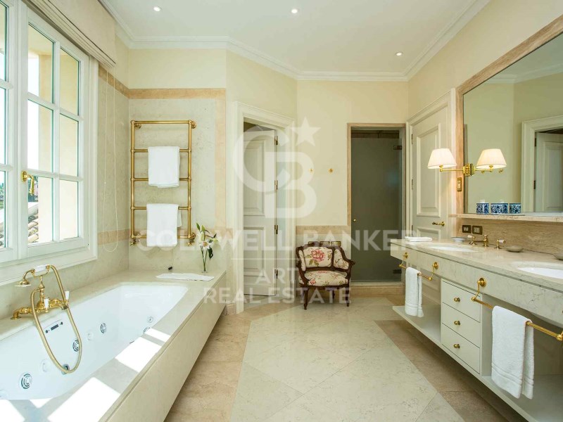 Marbella, Andalusia, ES, 7 Bedrooms Bedrooms, ,6 BathroomsBathrooms,Residential,For Sale,1804916