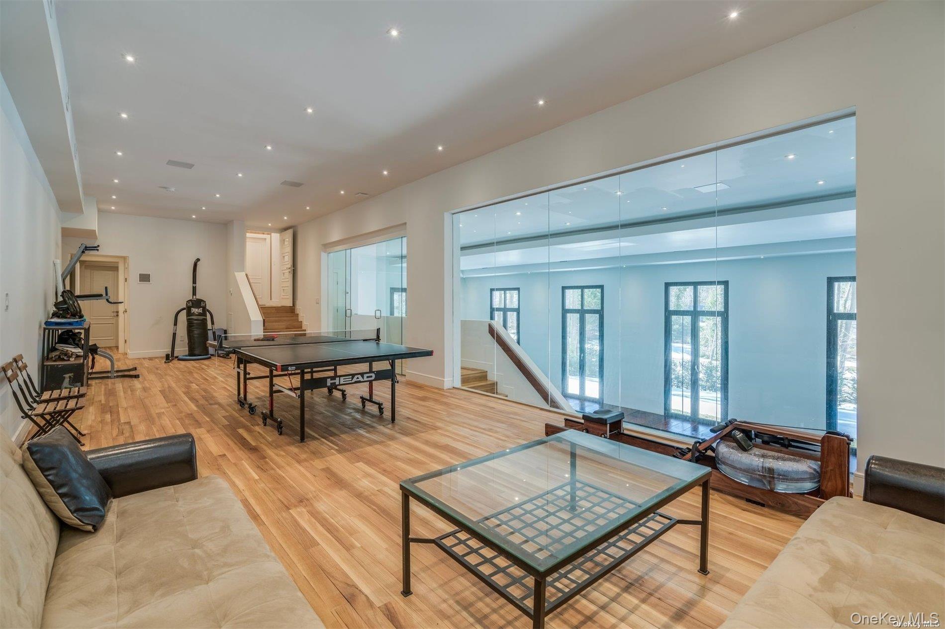  8 Frost Creek Dr, Locust Valley, NY, 11560 - 物件實景