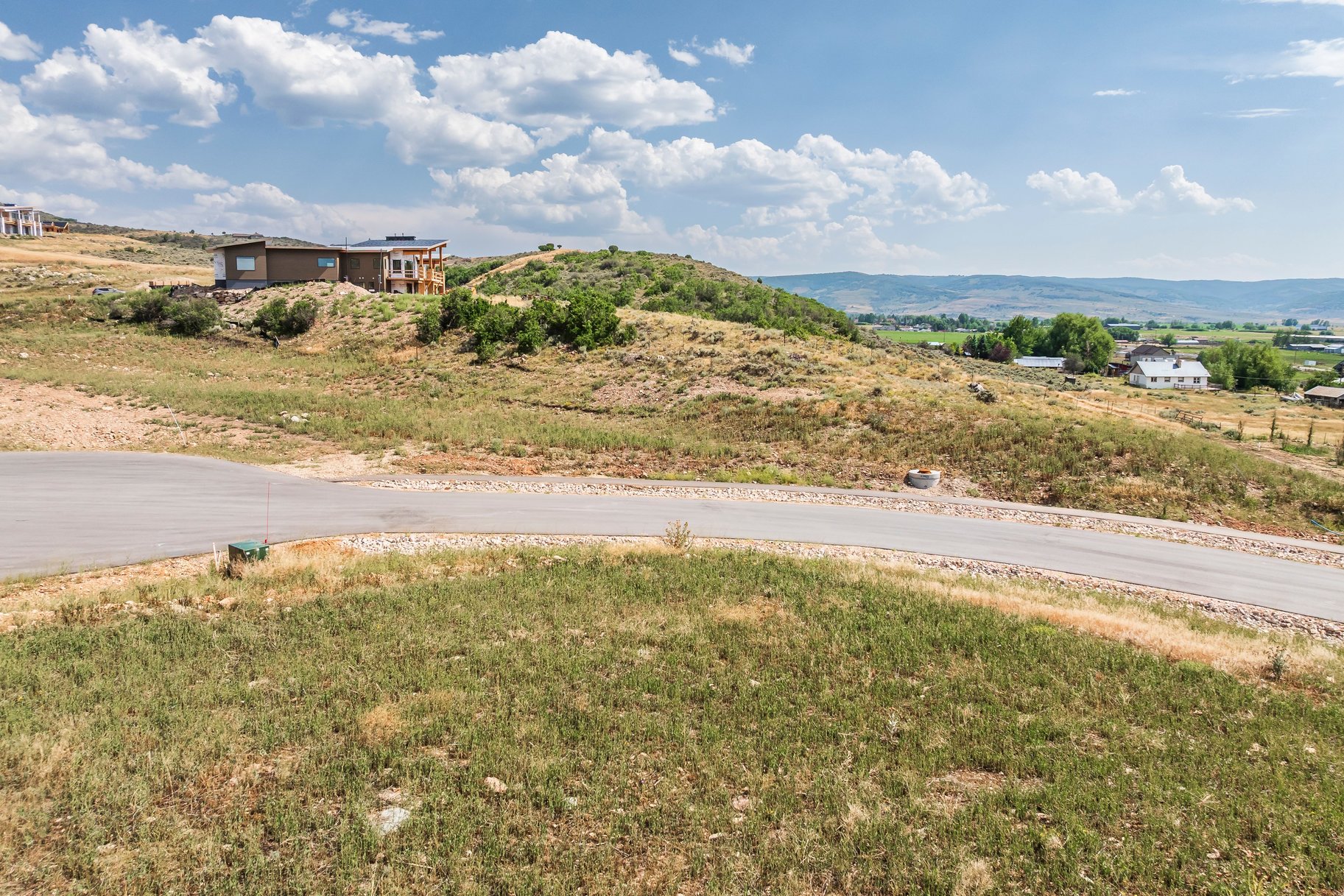  New Construction Opportunity in Foothills at Francis Gate - 物件實景