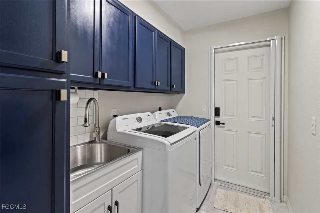 Cape Coral, Florida, 33991, United States, 3 Bedrooms Bedrooms, ,2 BathroomsBathrooms,Residential,For Sale,1910647