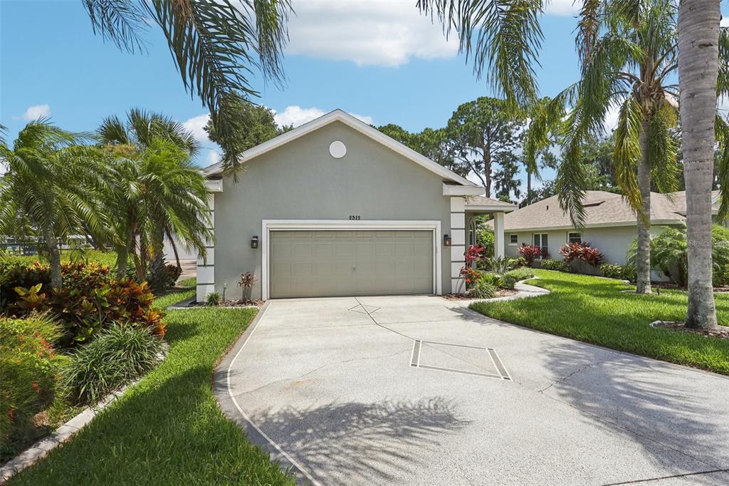 Tavares, Florida, 32778, United States, 2 Bedrooms Bedrooms, ,2 BathroomsBathrooms,Residential,For Sale,1867247
