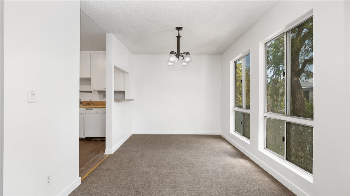 Los Angeles, California, 90034, United States, 2 Bedrooms Bedrooms, ,2 BathroomsBathrooms,Residential,For Sale,1944972