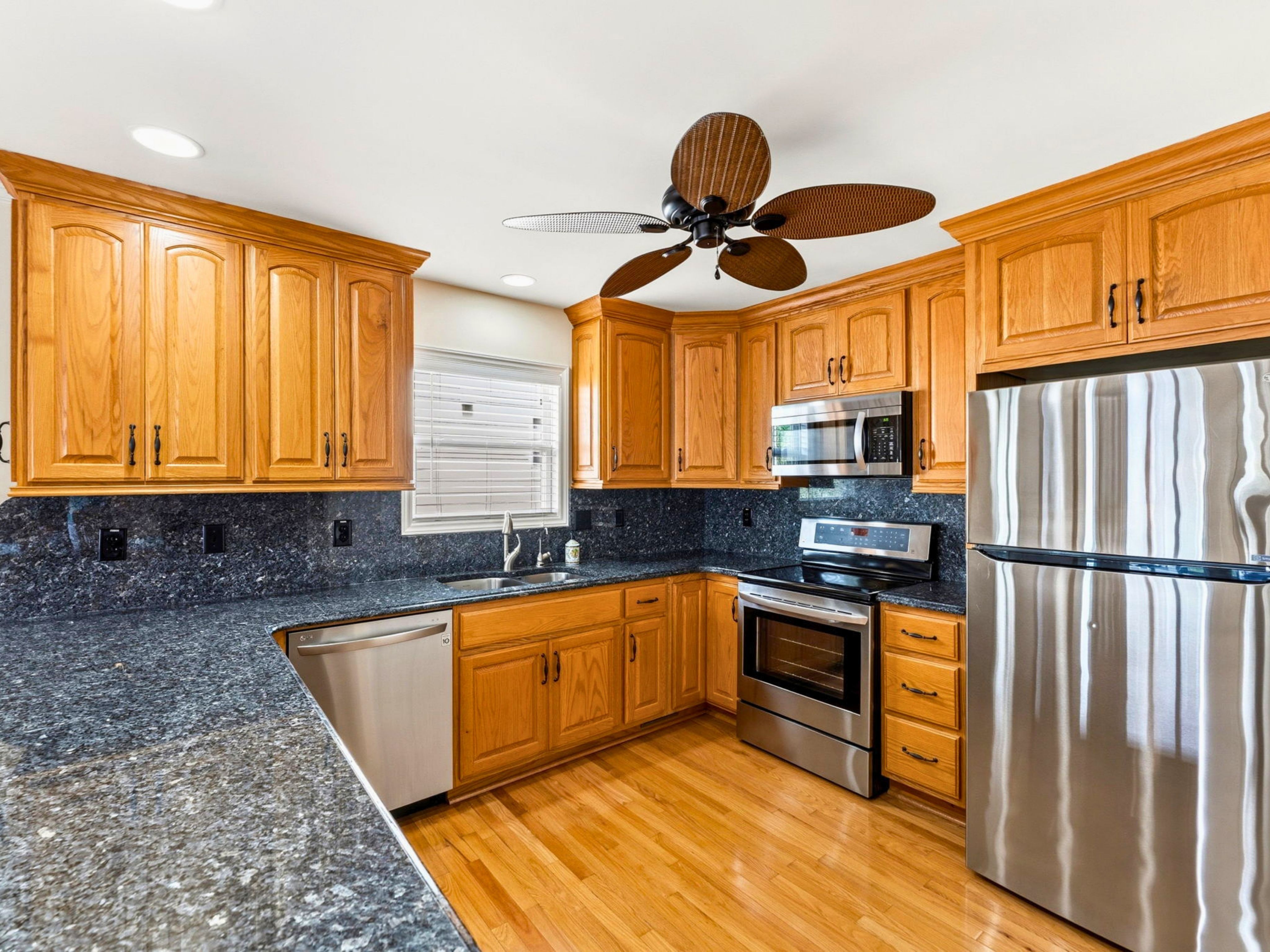  183 West Fourth Street, Ocean Isle Beach, NC 28469 - 物件實景