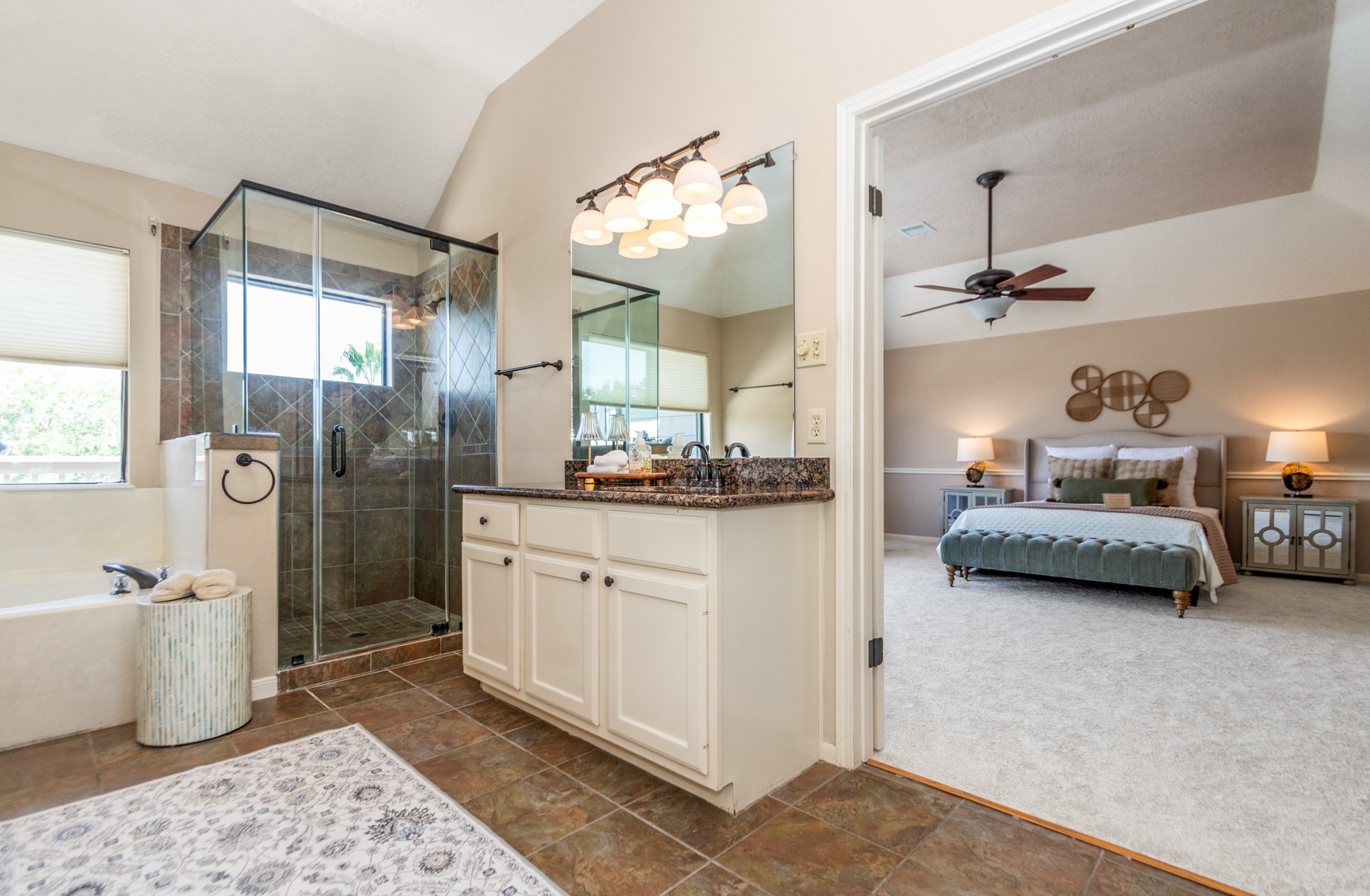 Houston, Texas, 77058, United States, 3 Bedrooms Bedrooms, ,4 BathroomsBathrooms,Residential,For Sale,1924880