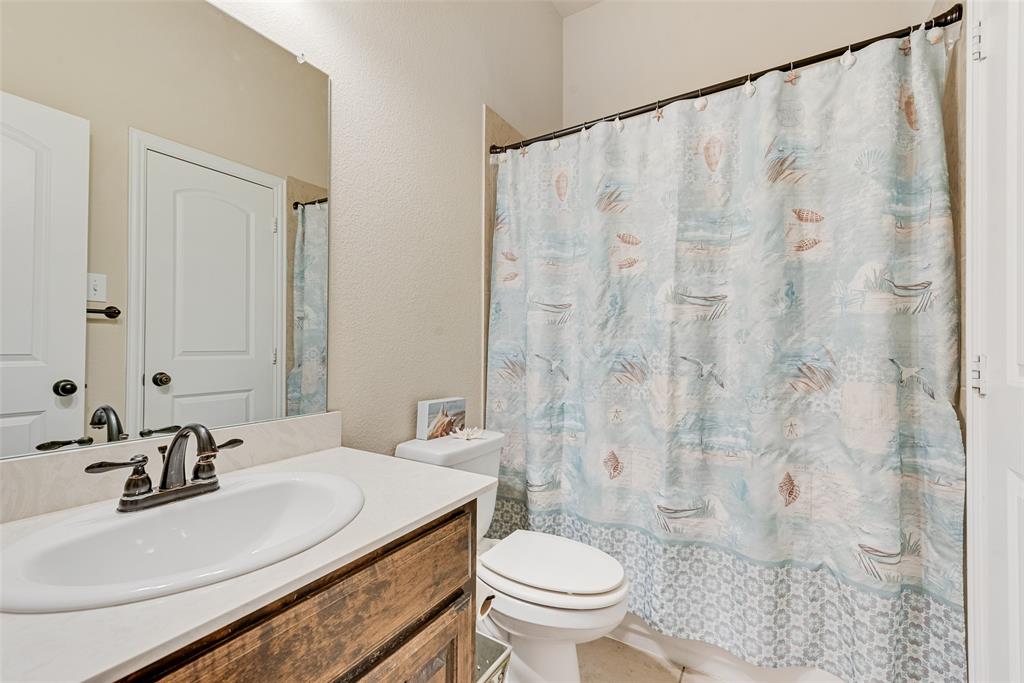 Rowlett, Texas, 75088, United States, 4 Bedrooms Bedrooms, ,3 BathroomsBathrooms,Residential,For Sale,1949742