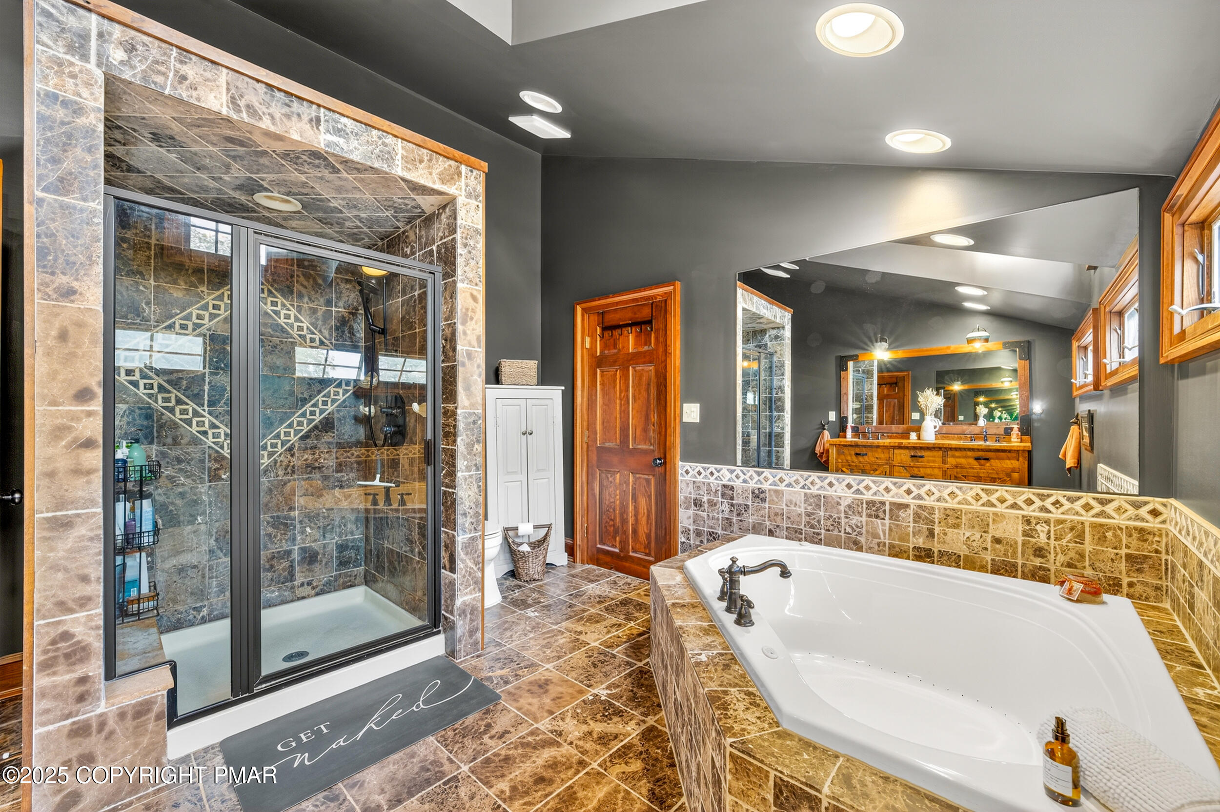 Bangor, Pennsylvania, 18013, United States, 3 Bedrooms Bedrooms, ,2 BathroomsBathrooms,Residential,For Sale,1934603
