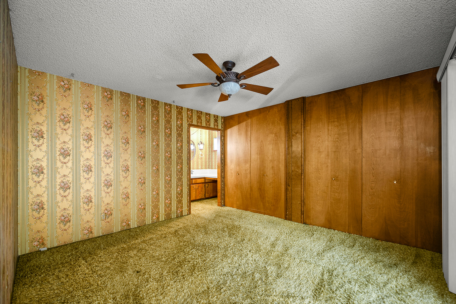 Big Bear City, California, 92314, United States, 4 Bedrooms Bedrooms, ,3 BathroomsBathrooms,Residential,For Sale,2000367