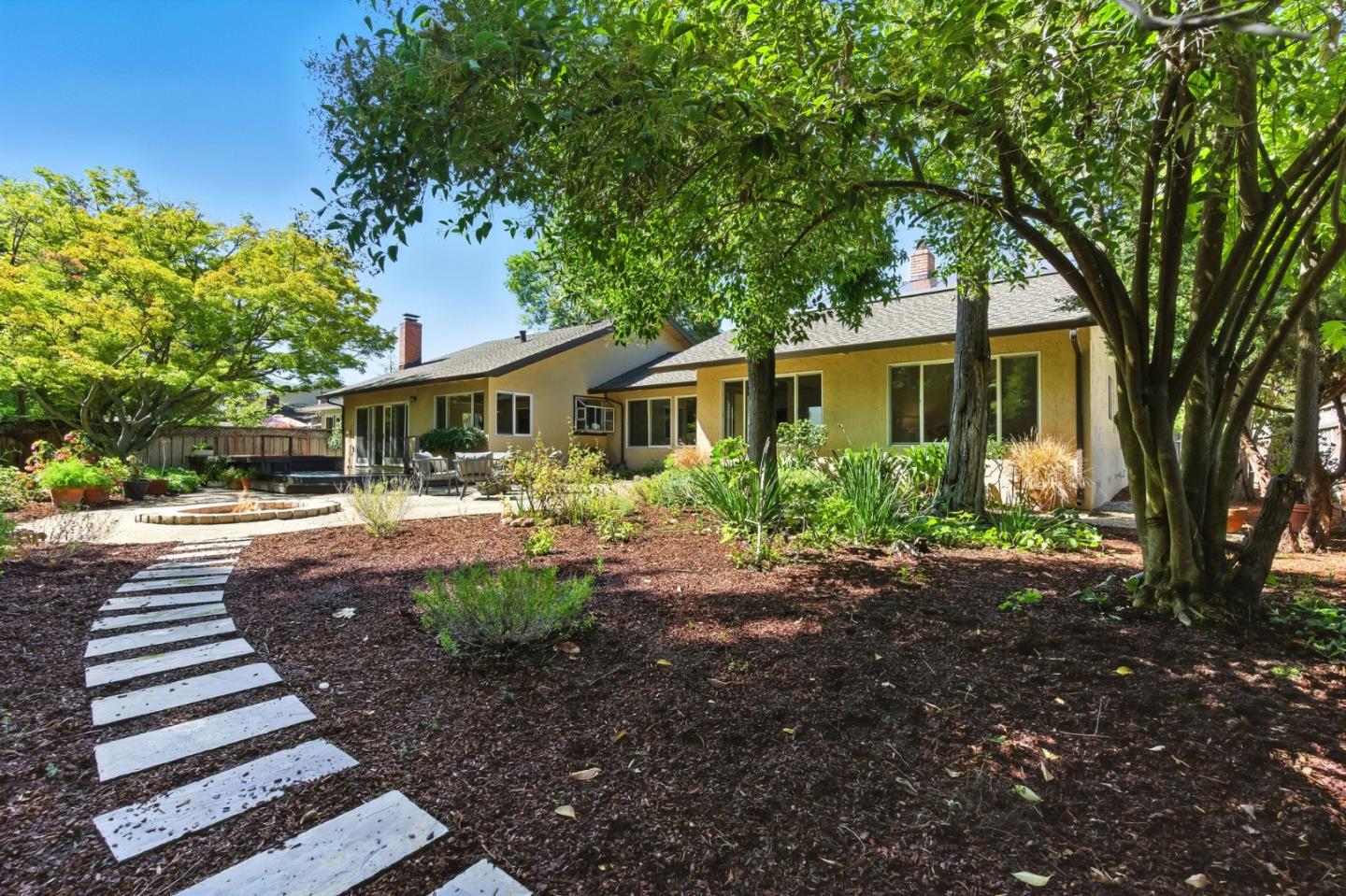 Saratoga, California, 95070, United States, 5 Bedrooms Bedrooms, ,3 BathroomsBathrooms,Residential,For Sale,1942184