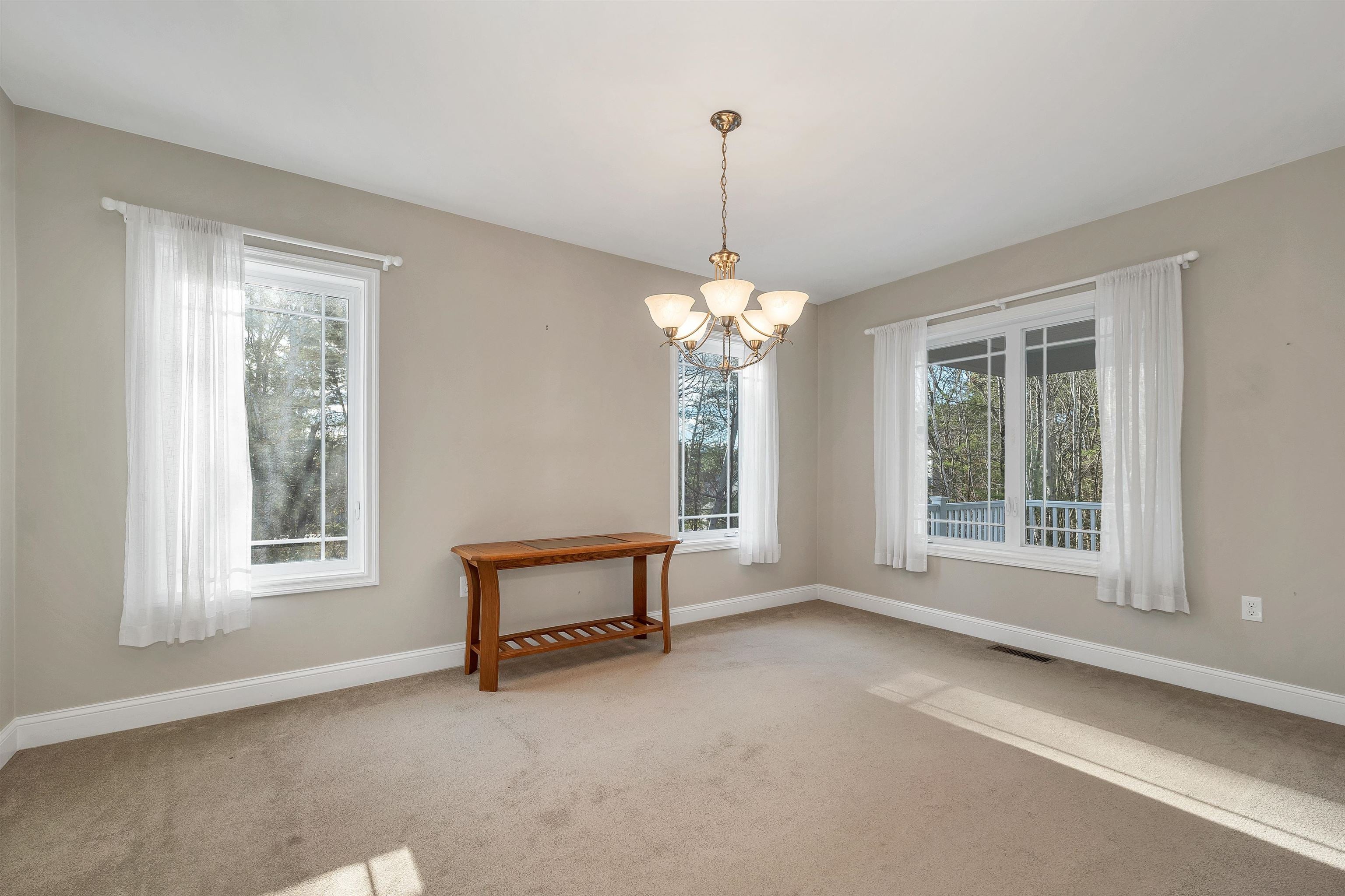 Windham, New Hampshire, 03087, United States, 2 Bedrooms Bedrooms, ,1 BathroomBathrooms,Residential,For Sale,2001835