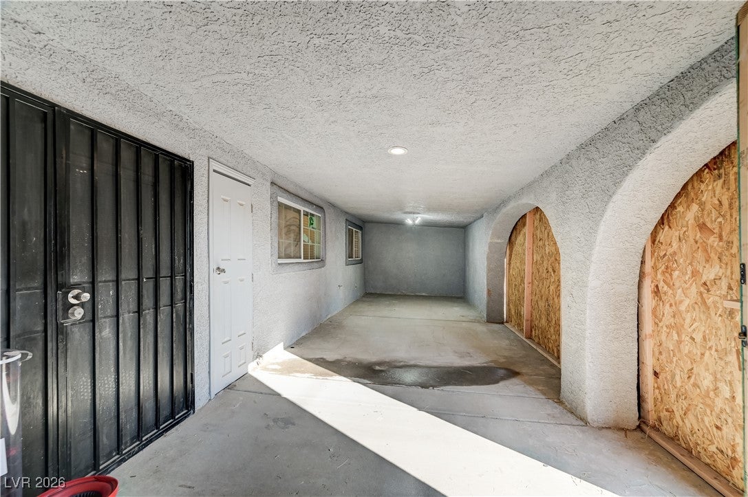 Las Vegas, Nevada, 89122, United States, 5 Bedrooms Bedrooms, ,4 BathroomsBathrooms,Residential,For Sale,2008777