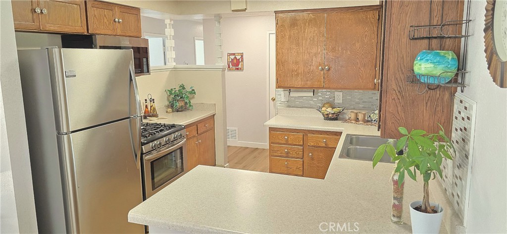 Lompoc, California, 93436, United States, 4 Bedrooms Bedrooms, ,2 BathroomsBathrooms,Residential,For Sale,1990509