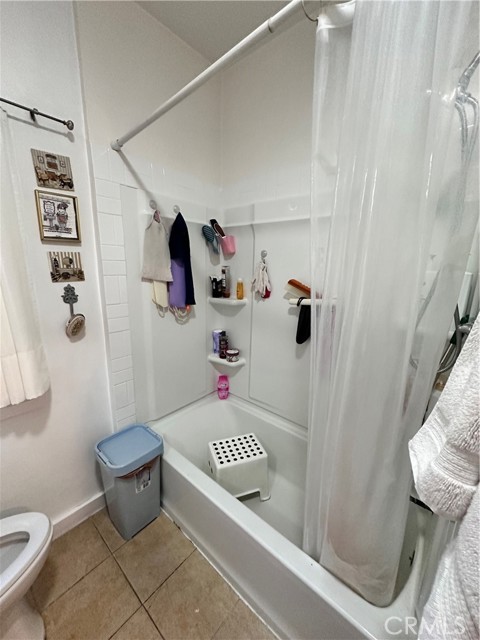 Los Angeles, California, 90016, United States, 7 Bedrooms Bedrooms, ,Residential,For Sale,1997717