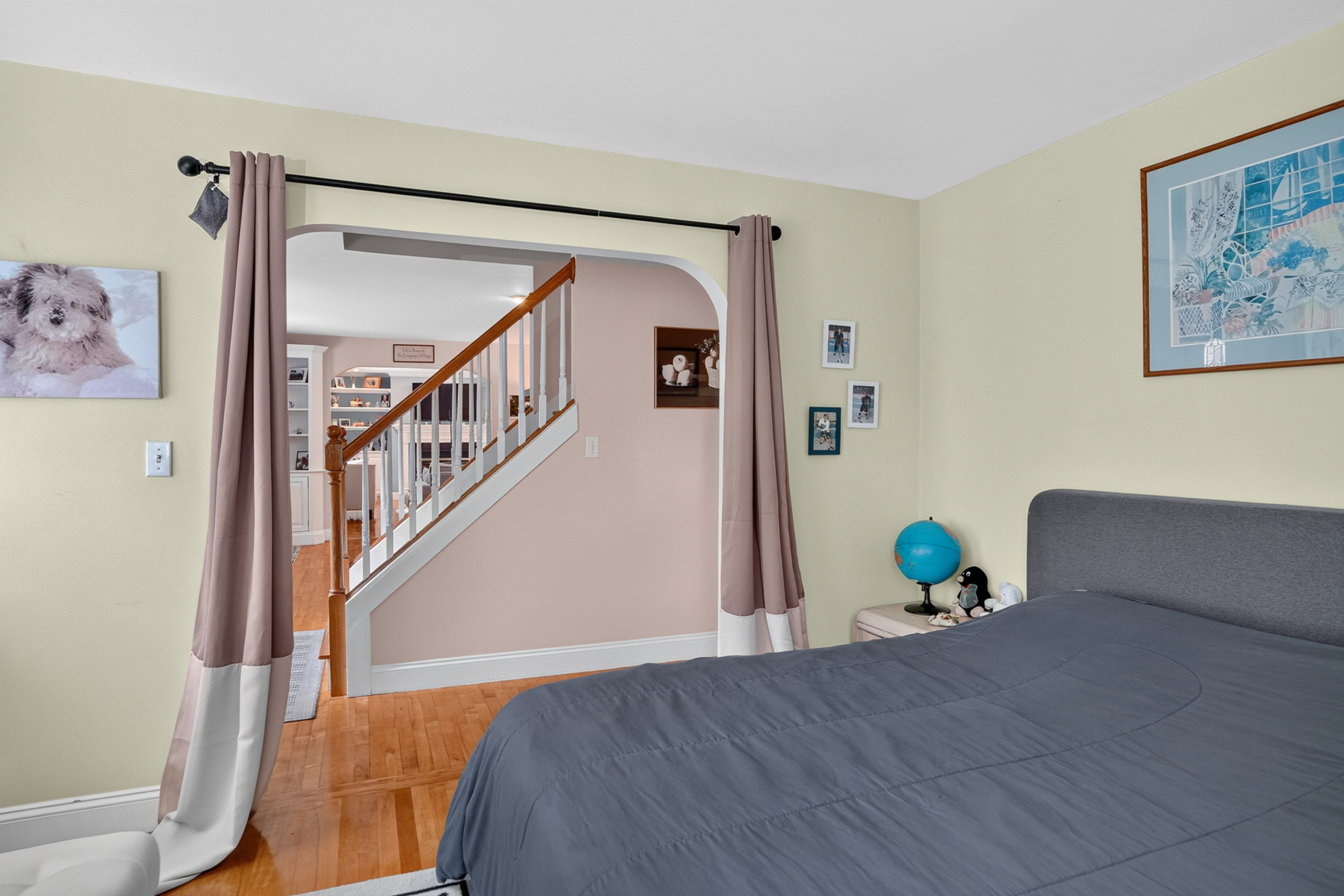  Expanded Cape-Style Home in Oak Bluffs - 物件實景